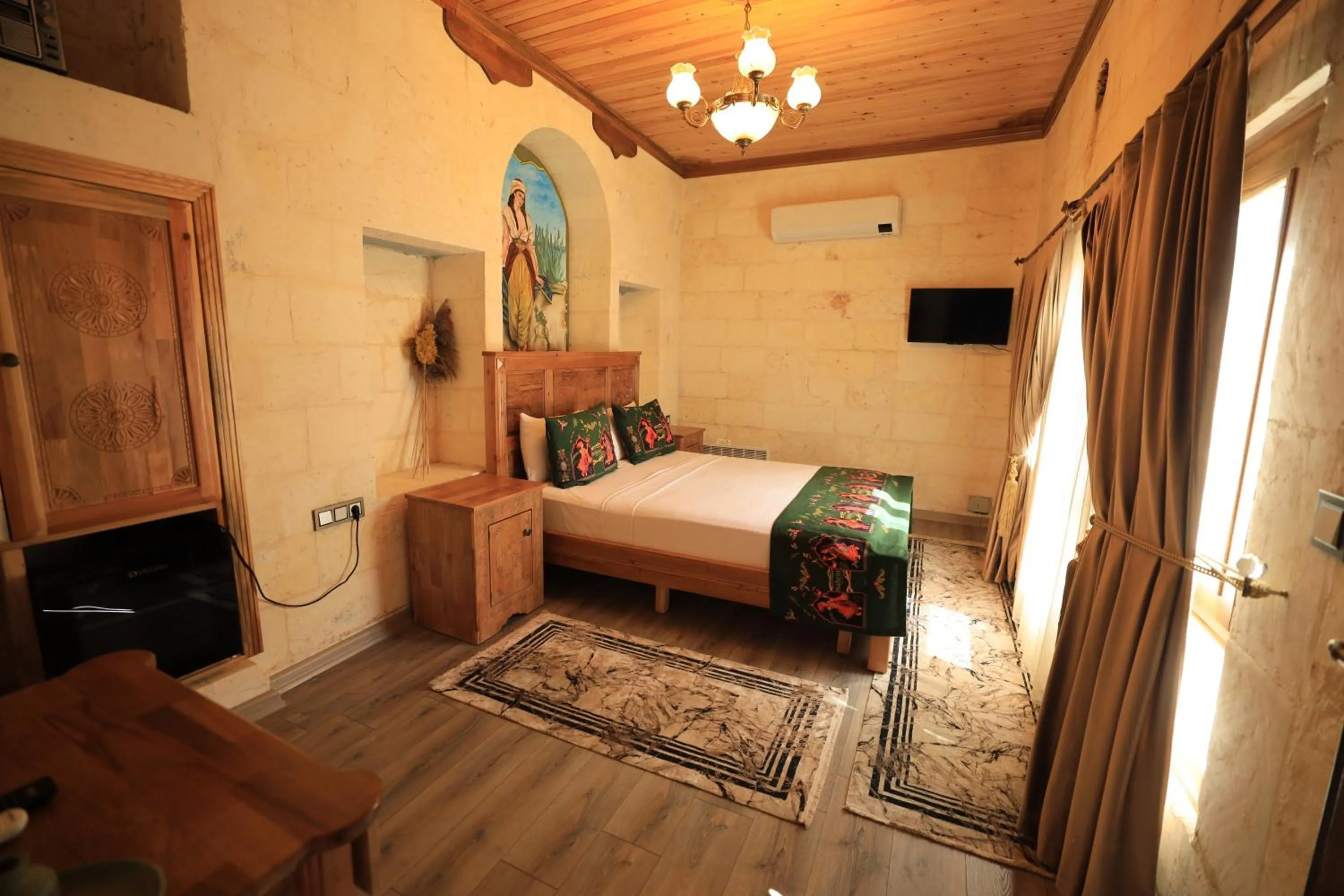 Bed in nahrin hote & art