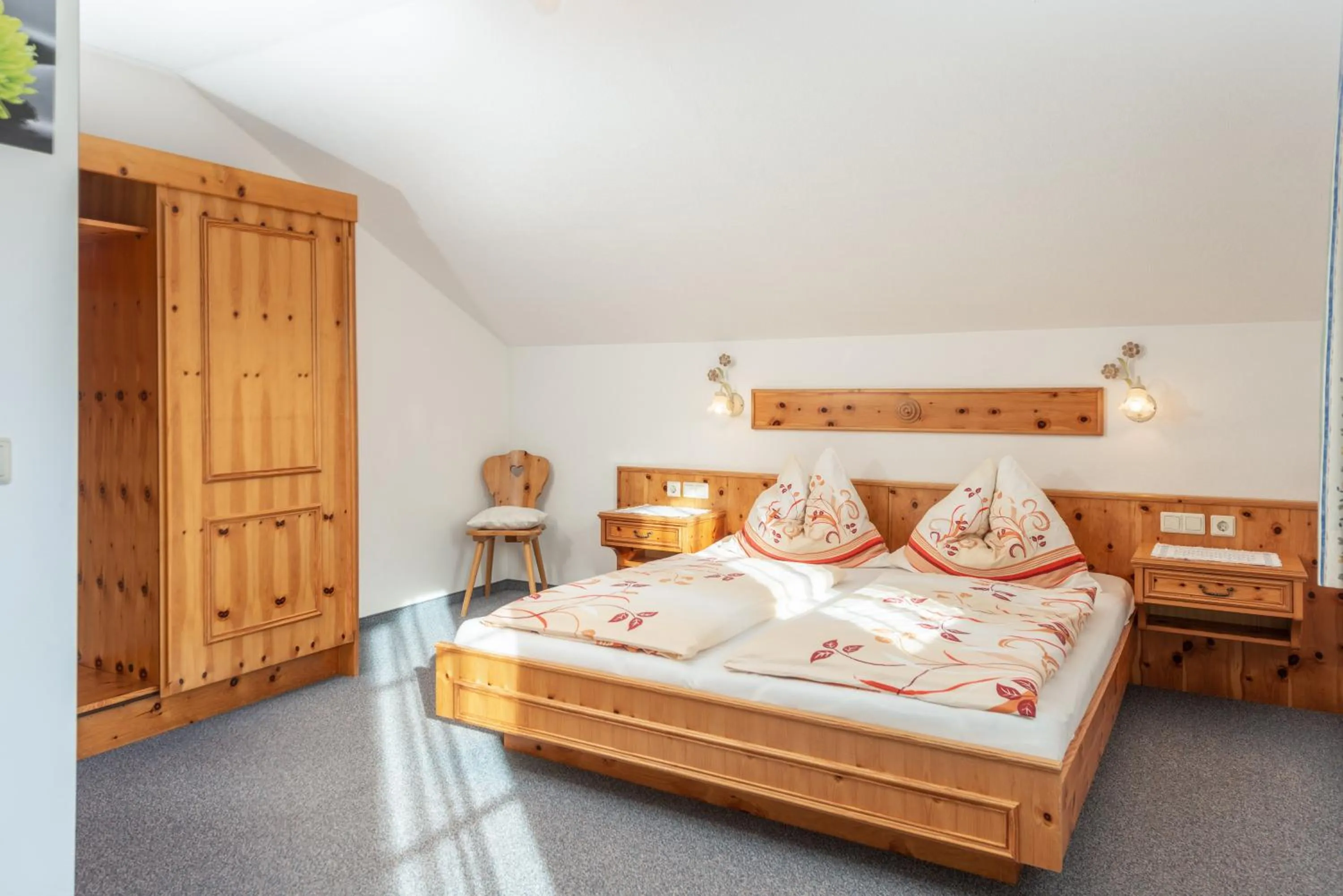 Photo of the whole room, Bed in Mittergruberhof