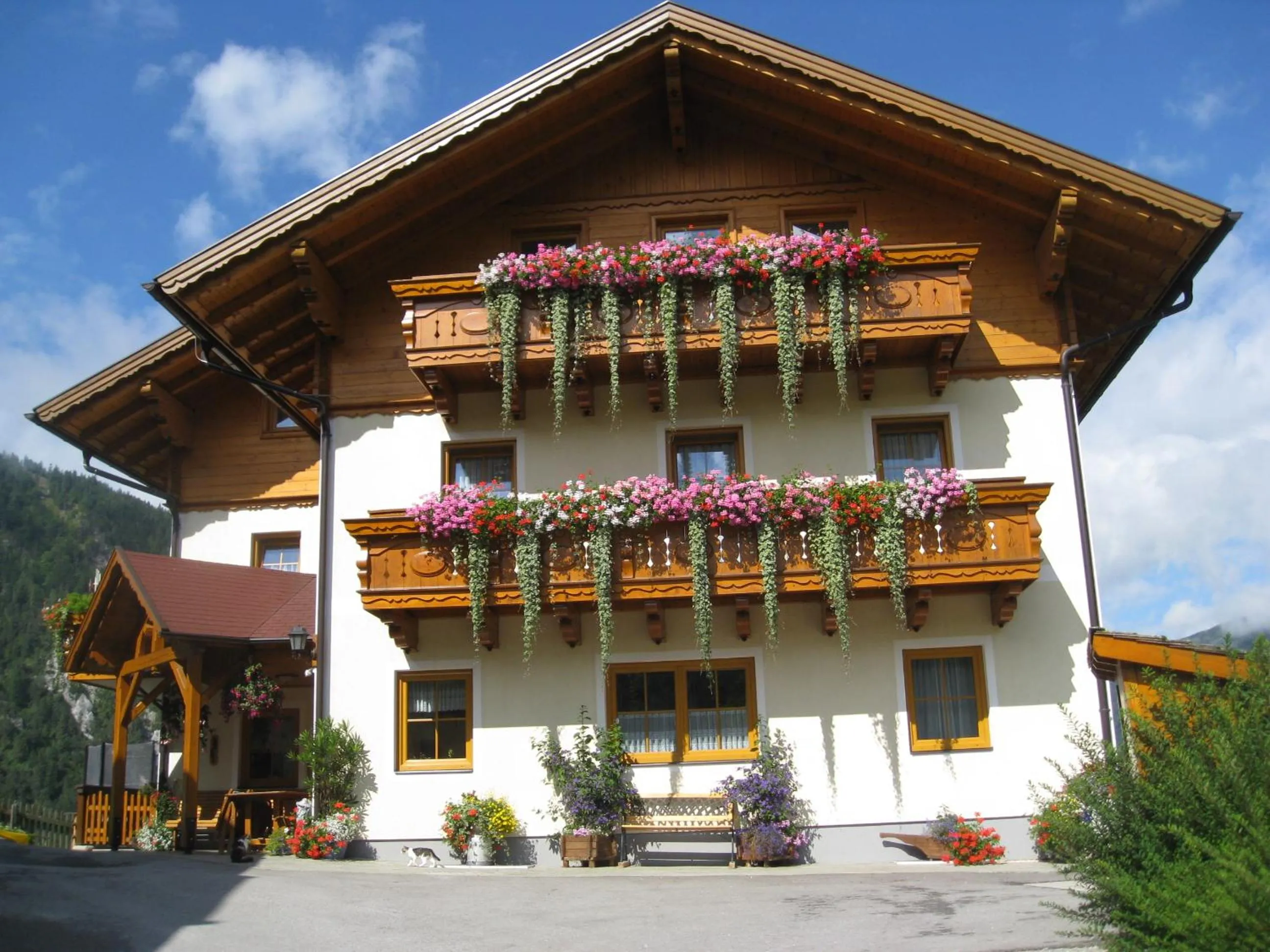 Property building in Mittergruberhof