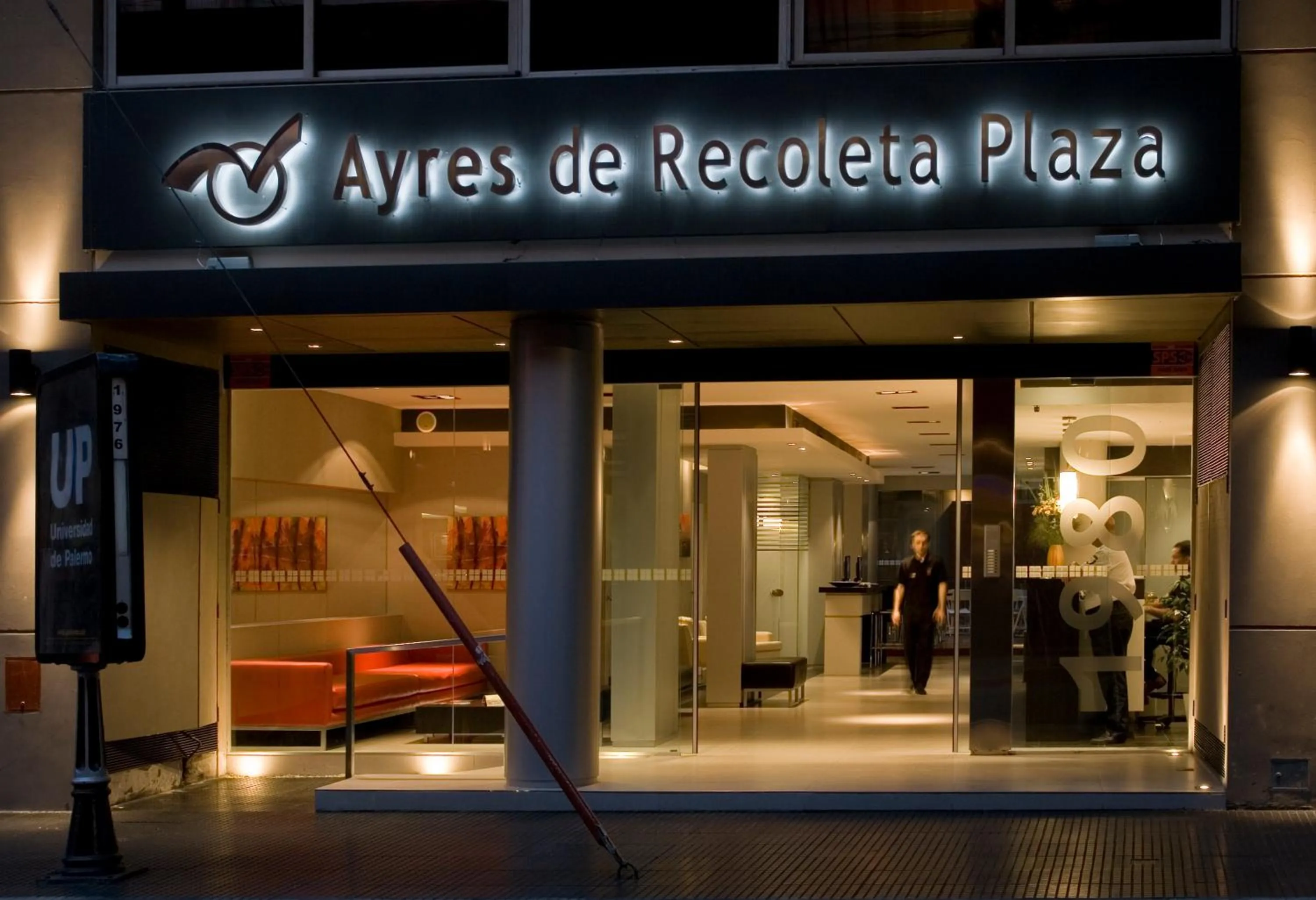 Facade/entrance in Ayres Apartments Recoleta - Guido 1980