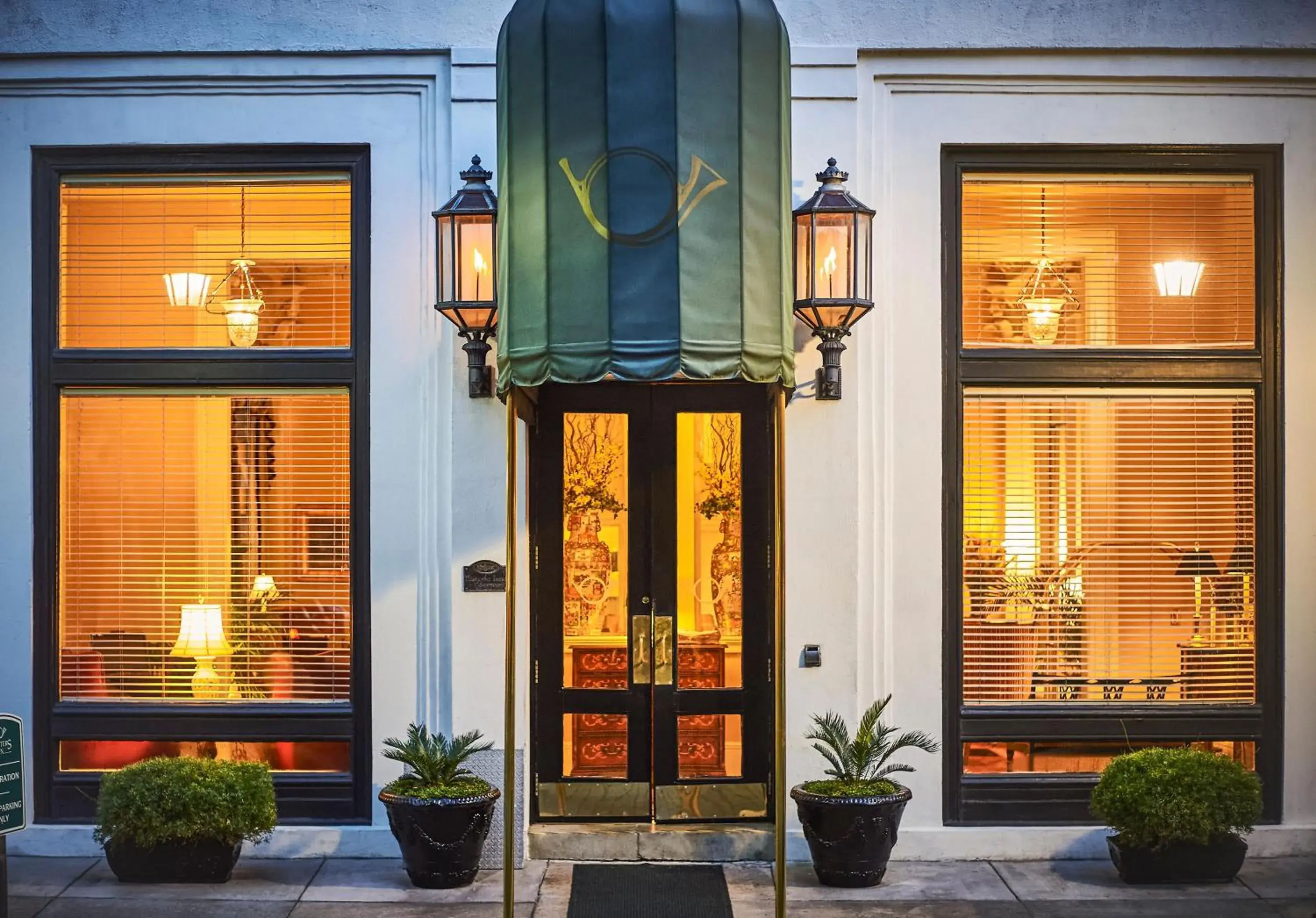 Property building in Planters Inn on Reynolds Square Property building in Planters Inn on Reynolds Square