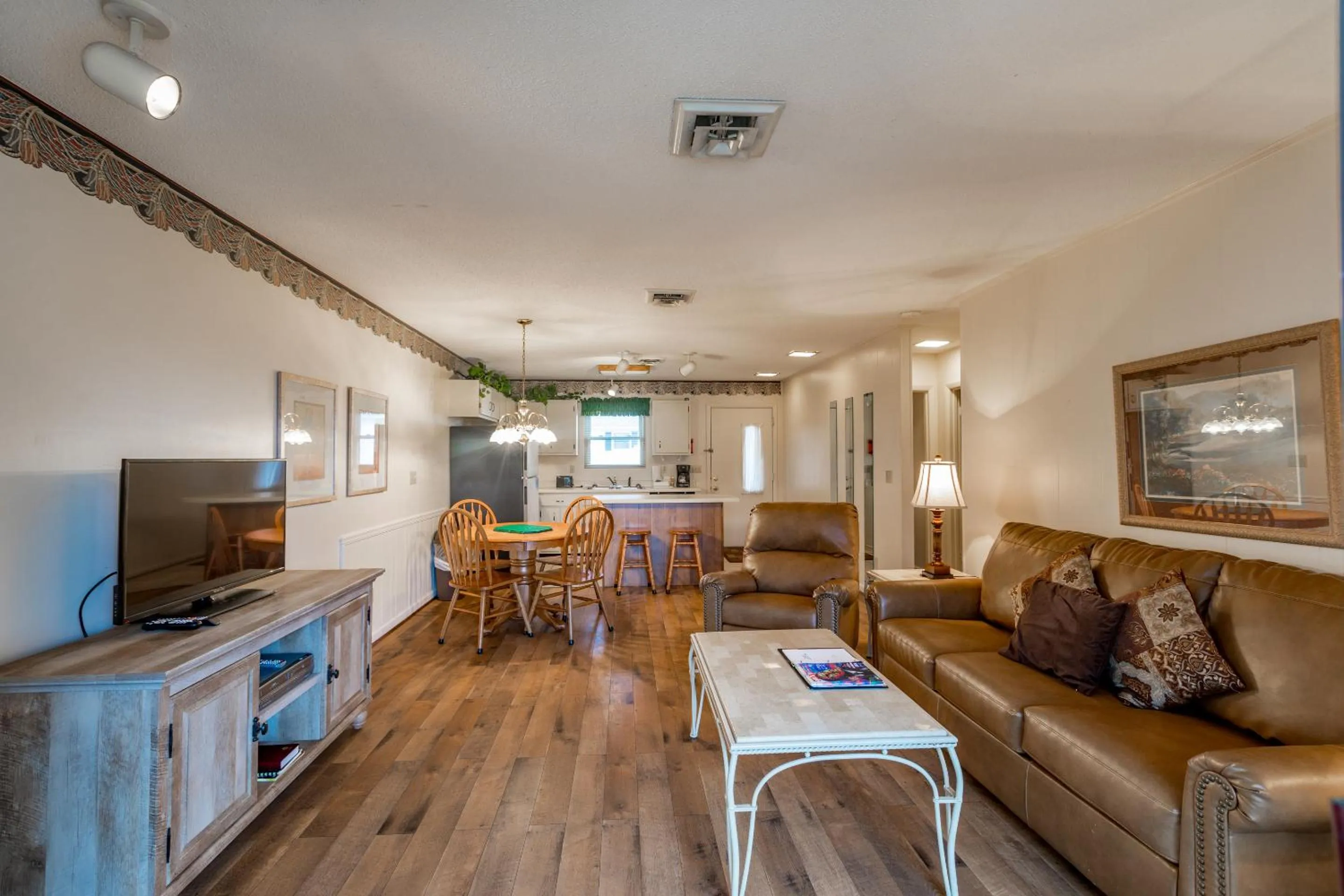 Crown Resorts at Lake Tansi East