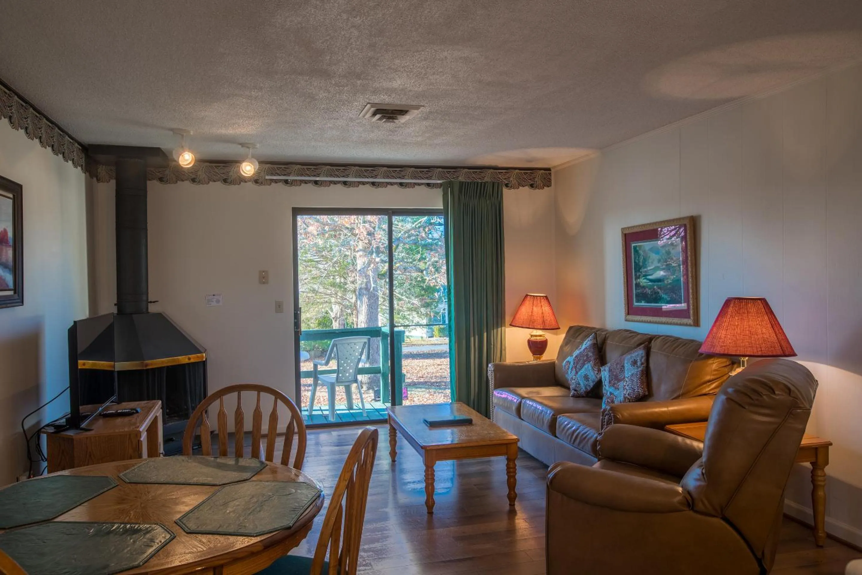 Crown Resorts at Lake Tansi East