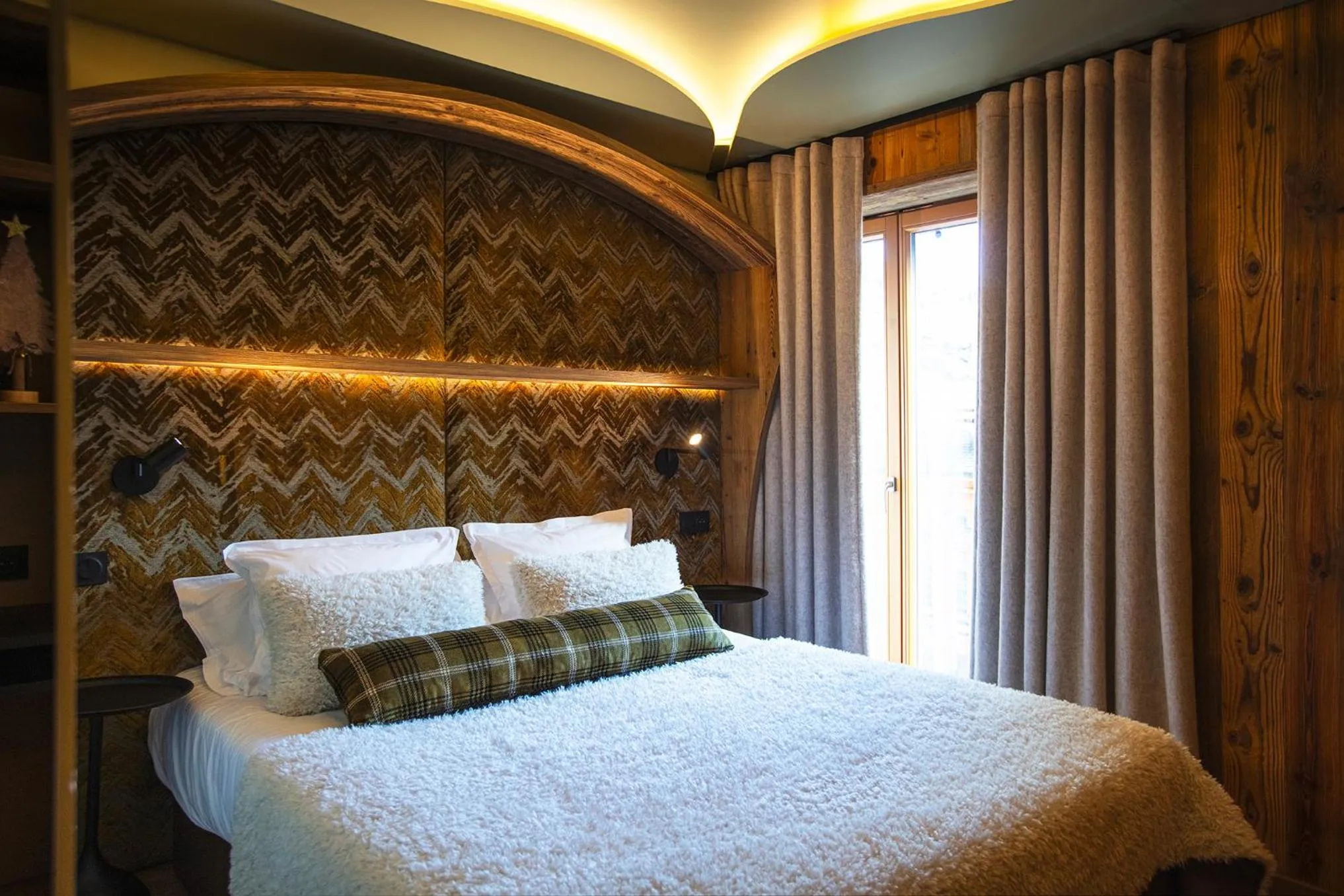 Bed in Hotel Beauregard