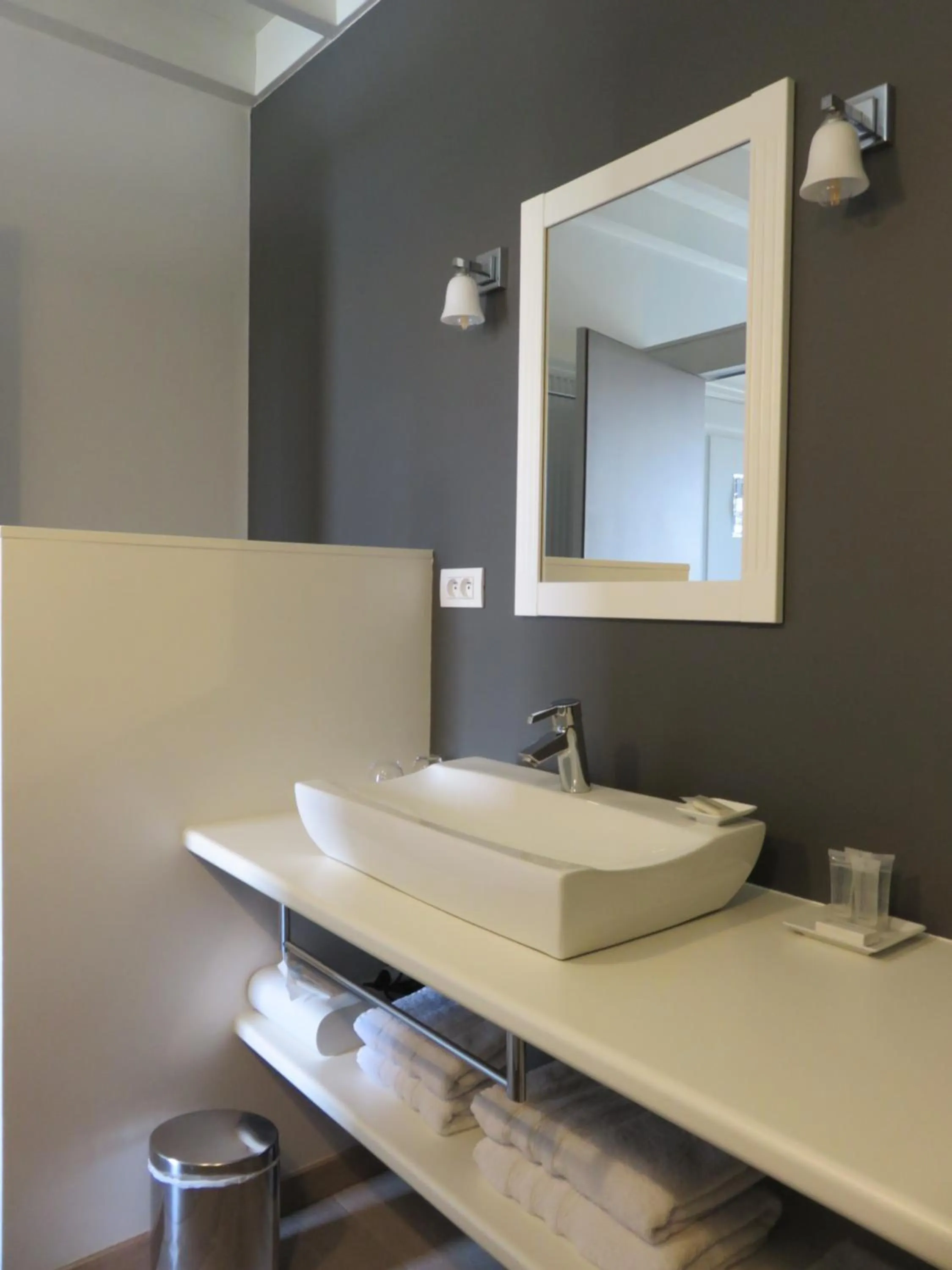 Bathroom in B&B De Goede 13