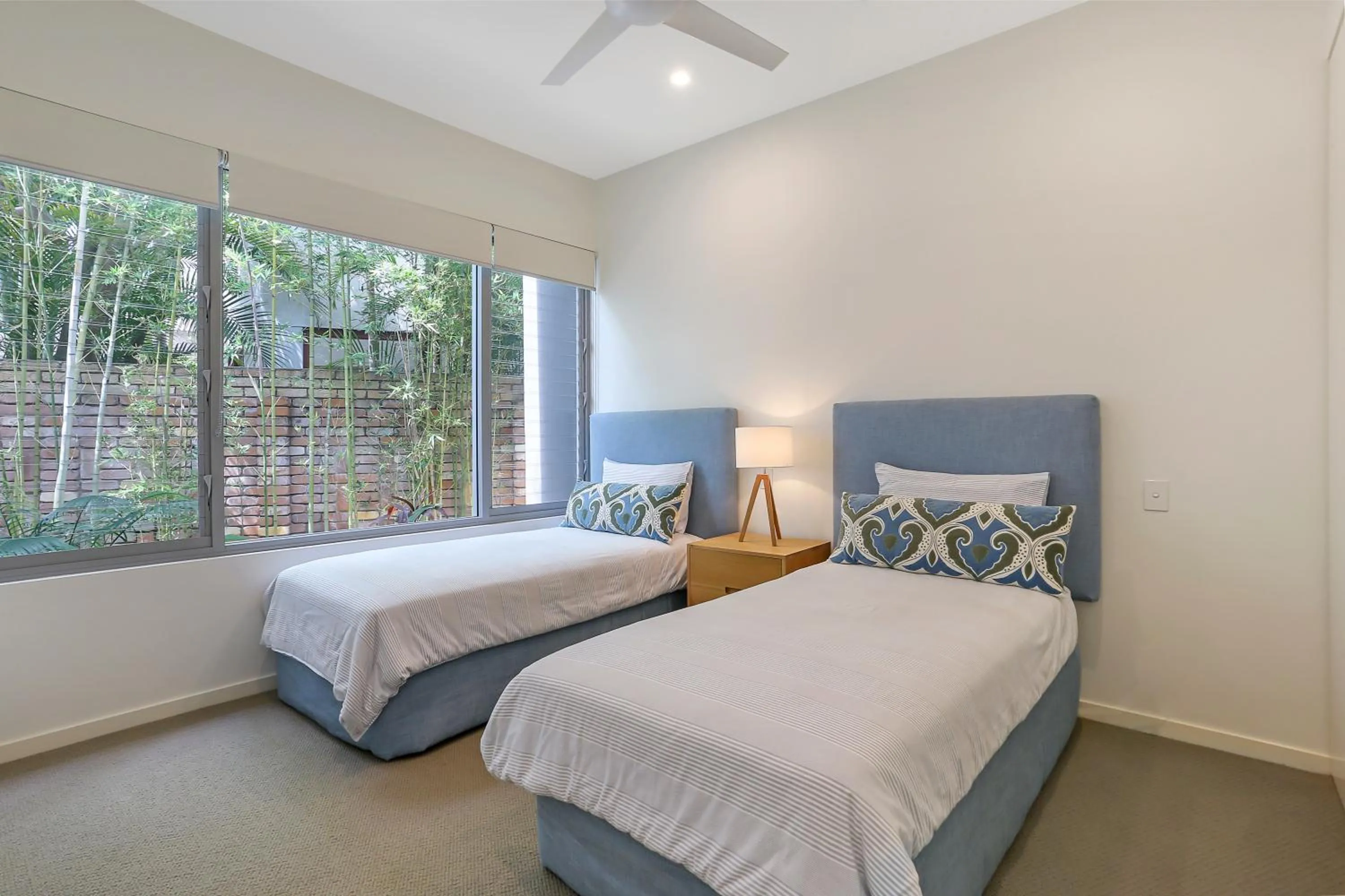 Bed in Go with the flow, Noosa Sound