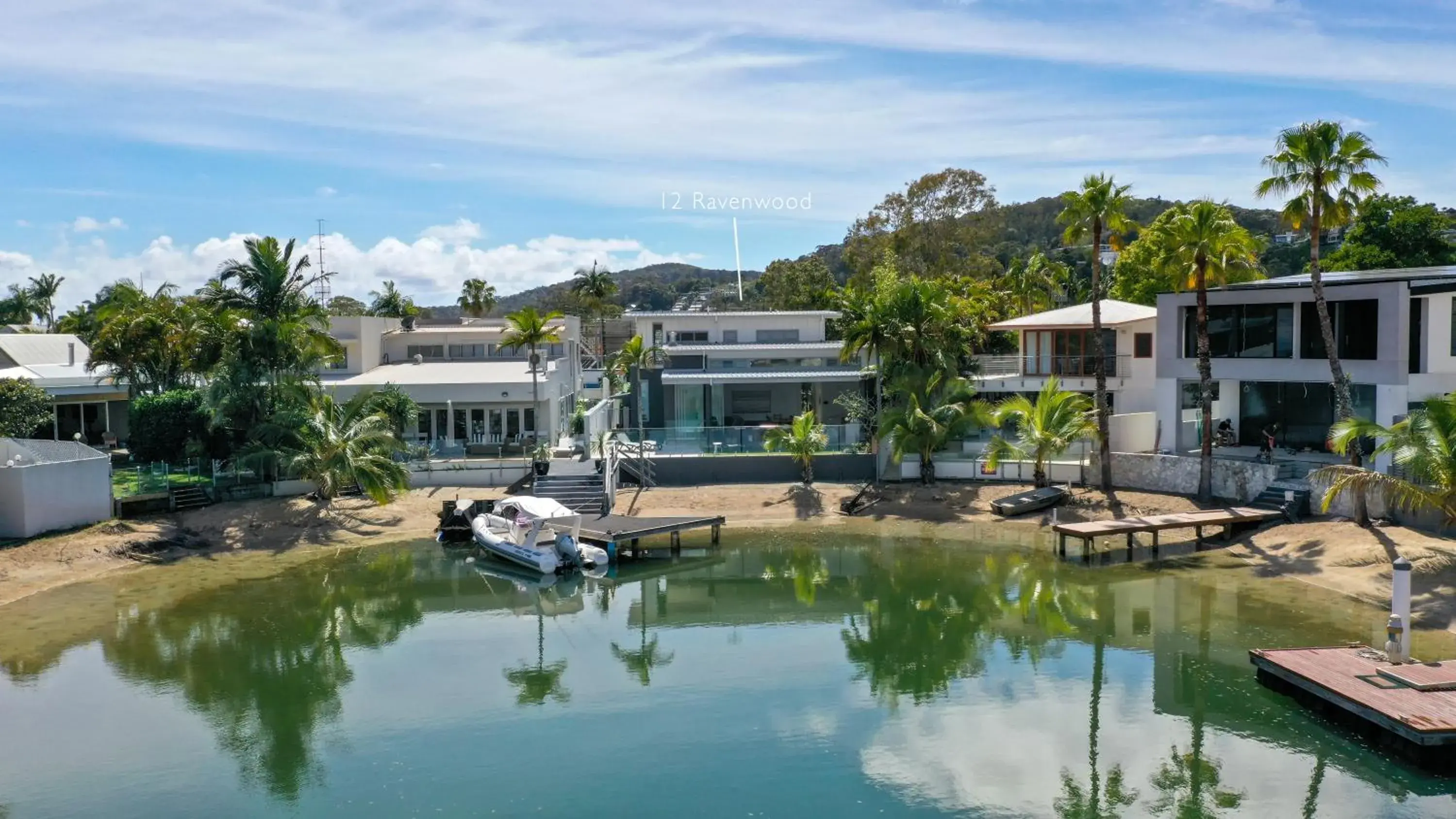 Go with the flow, Noosa Sound Go with the flow, Noosa Sound