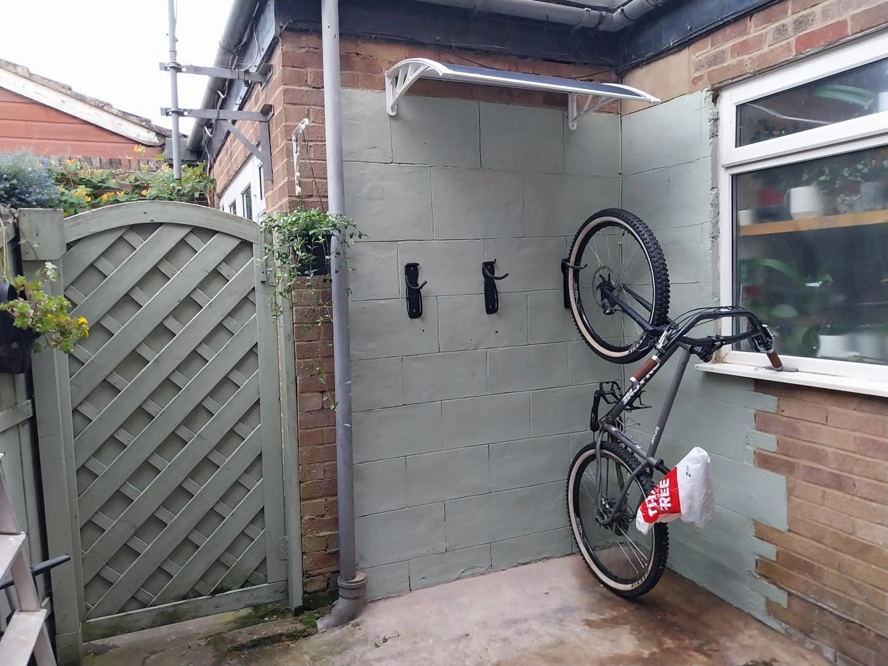 Cycling in Sunset Guest House