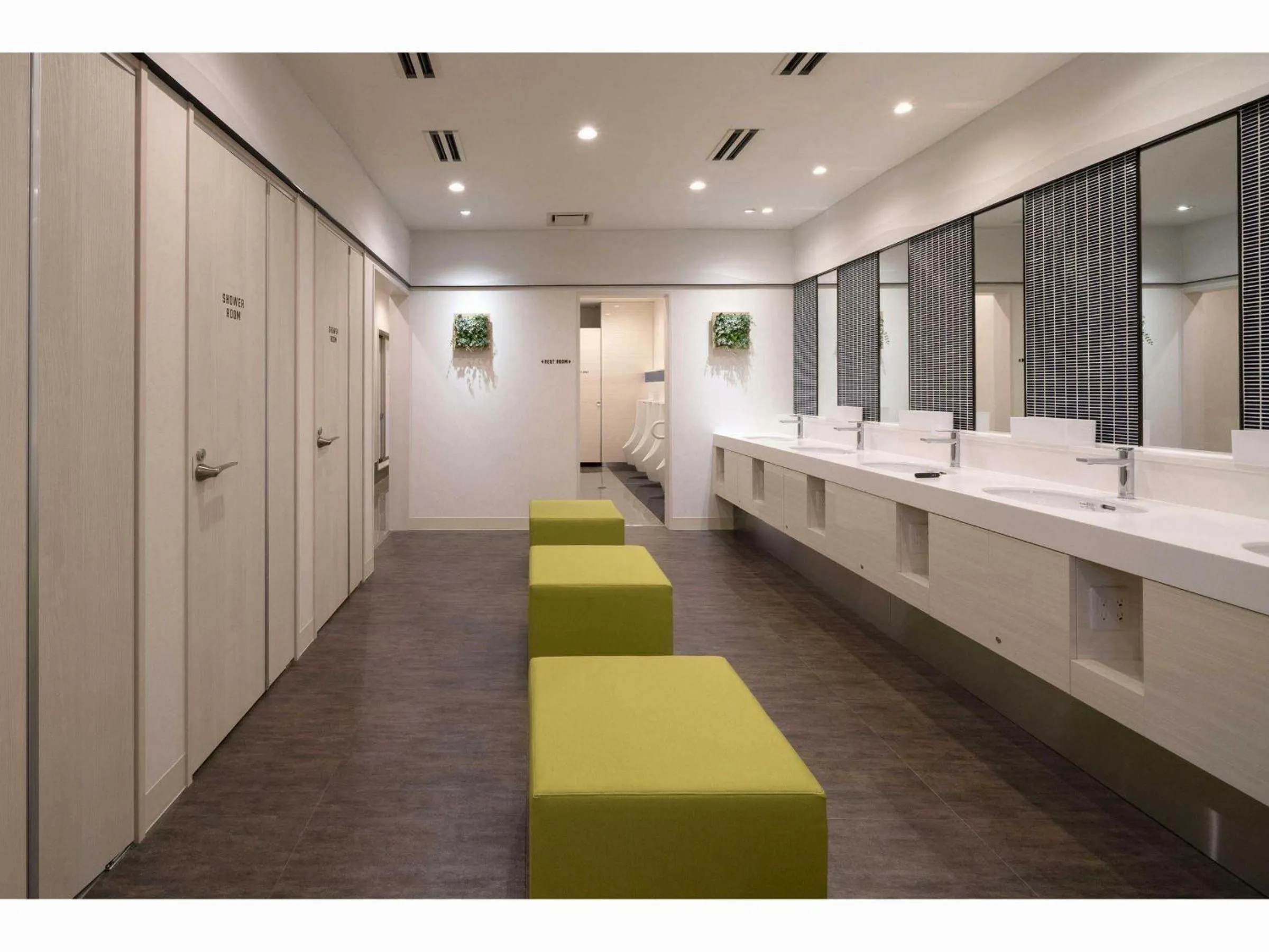 Shower in Capsule Hotel J Garden Shin-Osaka