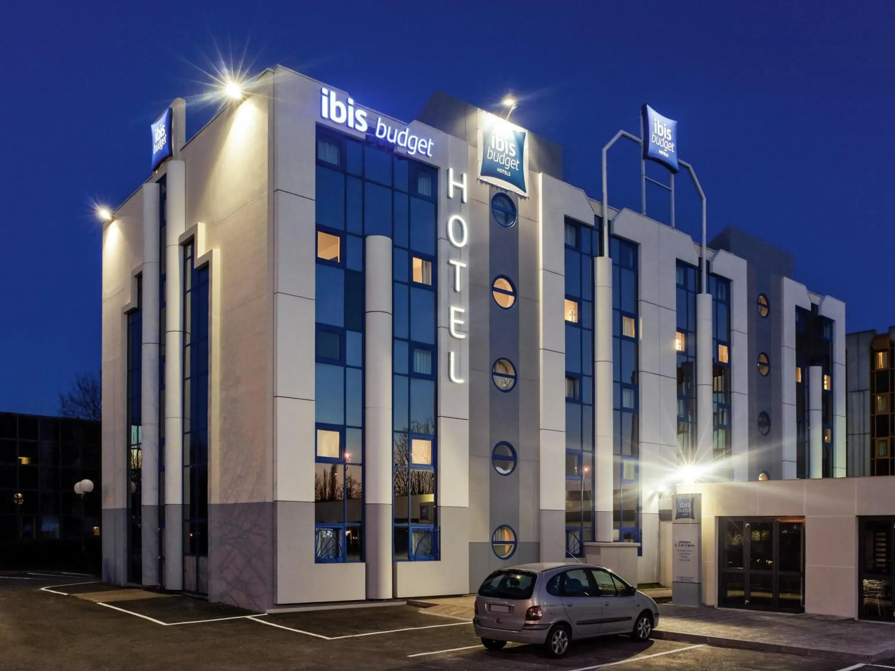 Property building in ibis budget Grigny Centre Property building in ibis budget Grigny Centre