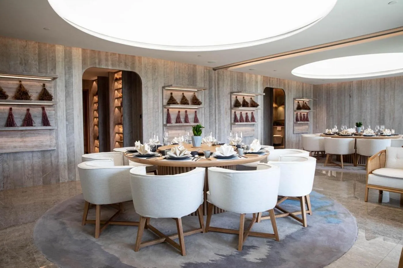 Restaurant/places to eat in Sunshine Yi Hotel Haitang Bay, Sanya, previously a 1 Hotel