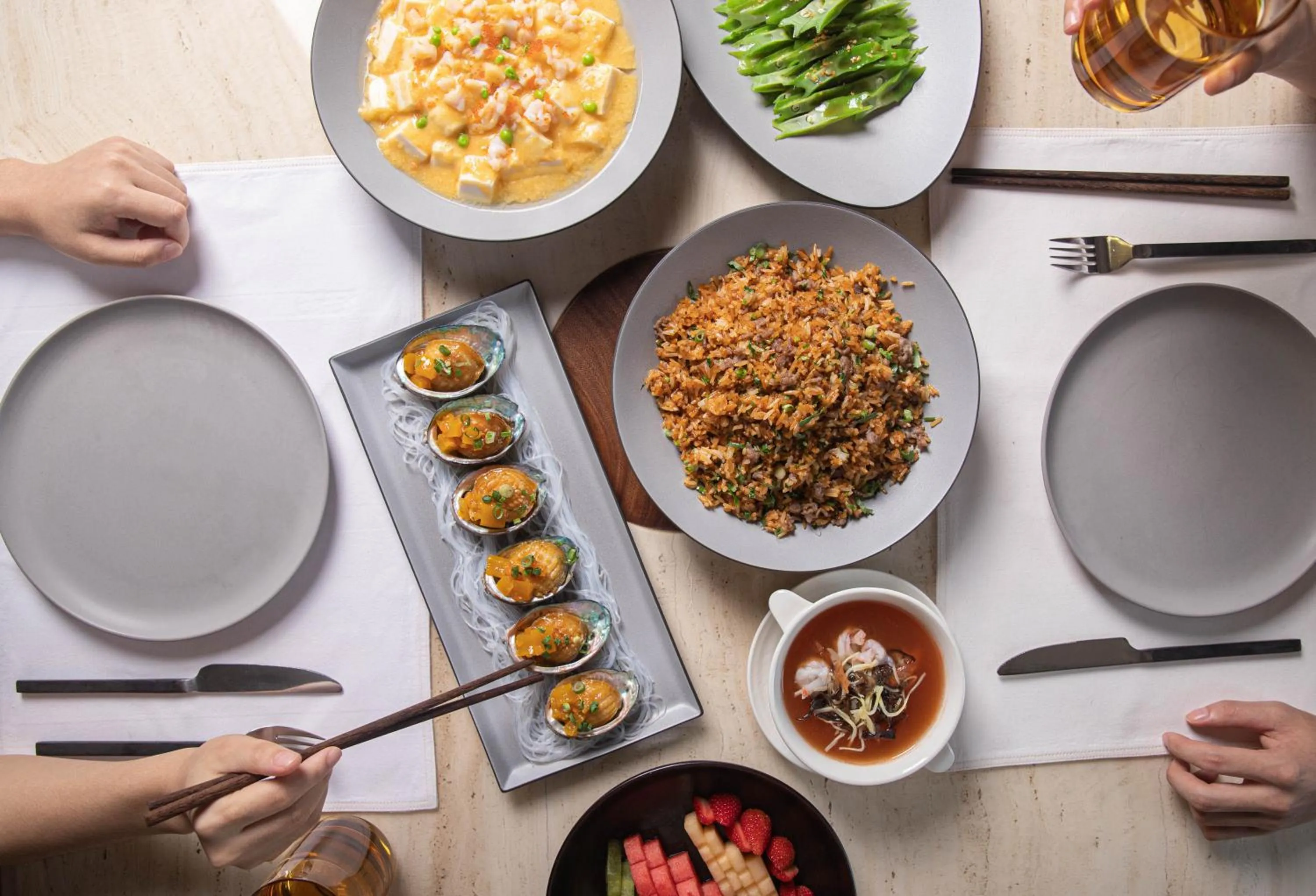 Food and drinks in Sunshine Yi Hotel Haitang Bay, Sanya, previously a 1 Hotel