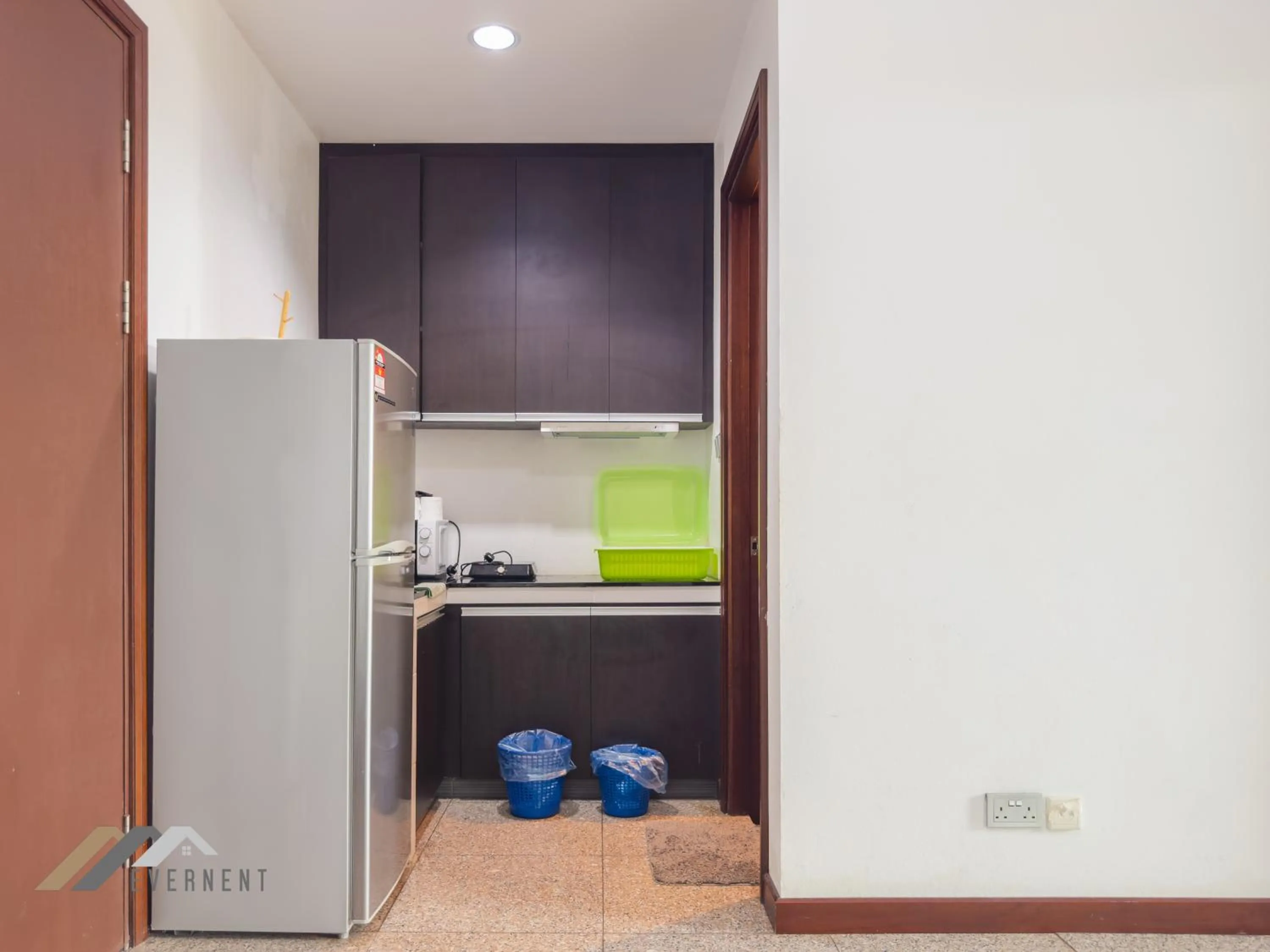 Kitchen or kitchenette in Bay Resort by Evernent