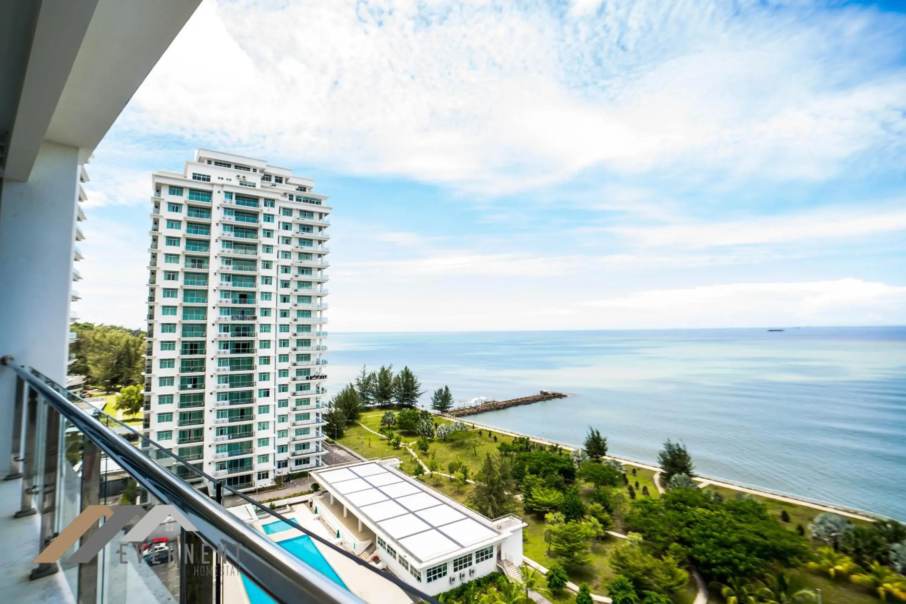 Property building in Bay Resort by Evernent Property building in Bay Resort by Evernent