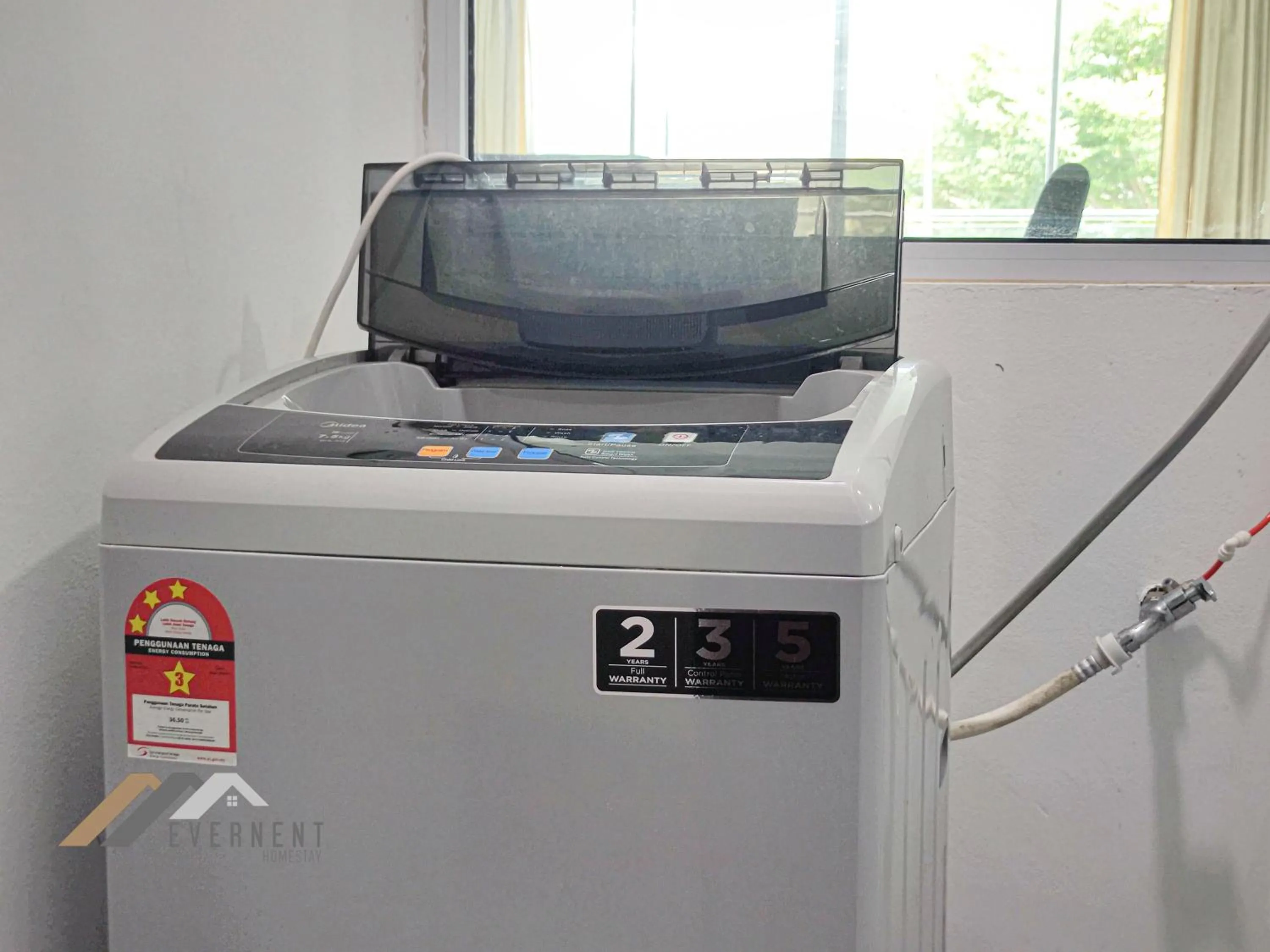 washing machine in Bay Resort by Evernent