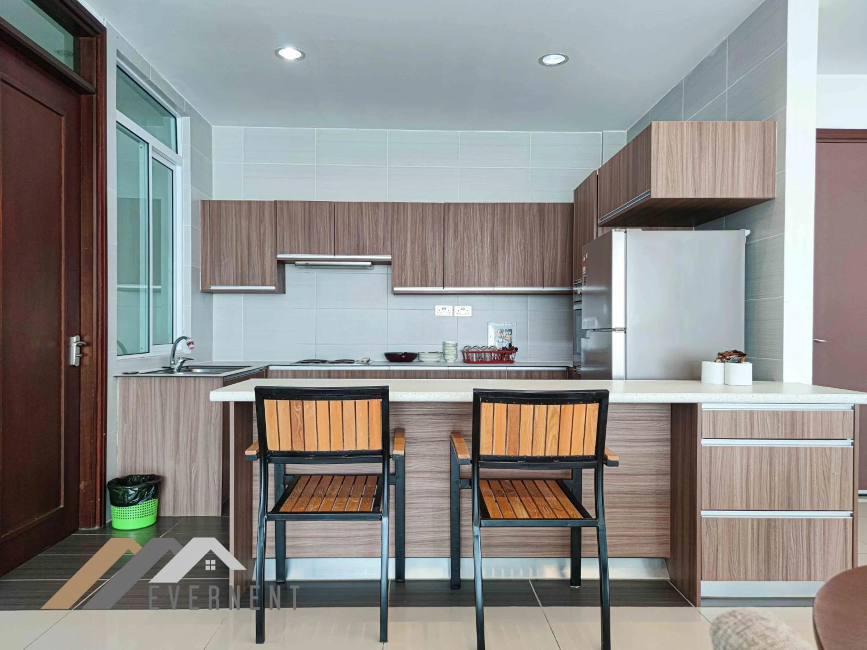 Kitchen or kitchenette in Bay Resort by Evernent