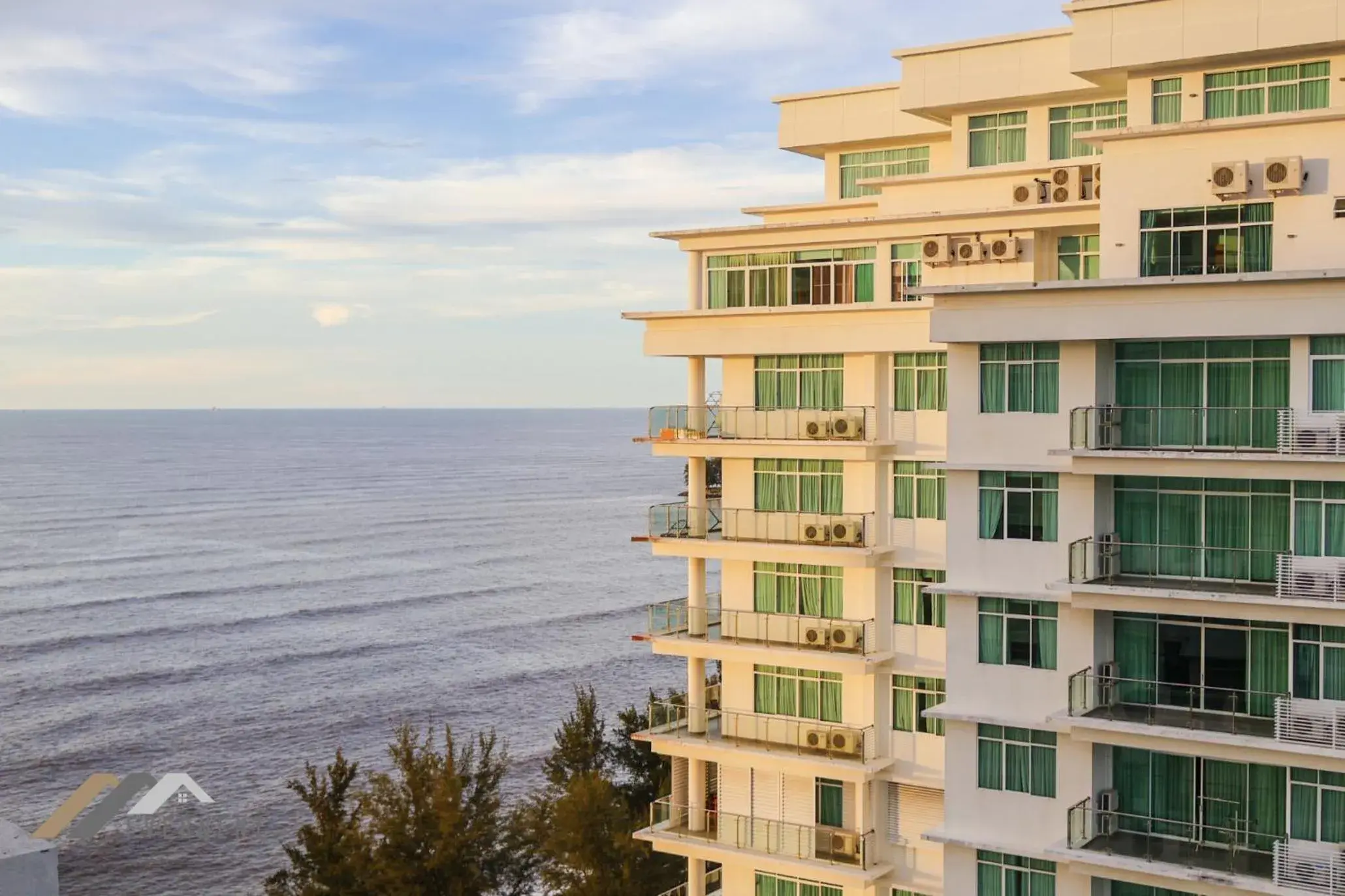 Property building in Bay Resort by Evernent Property building in Bay Resort by Evernent