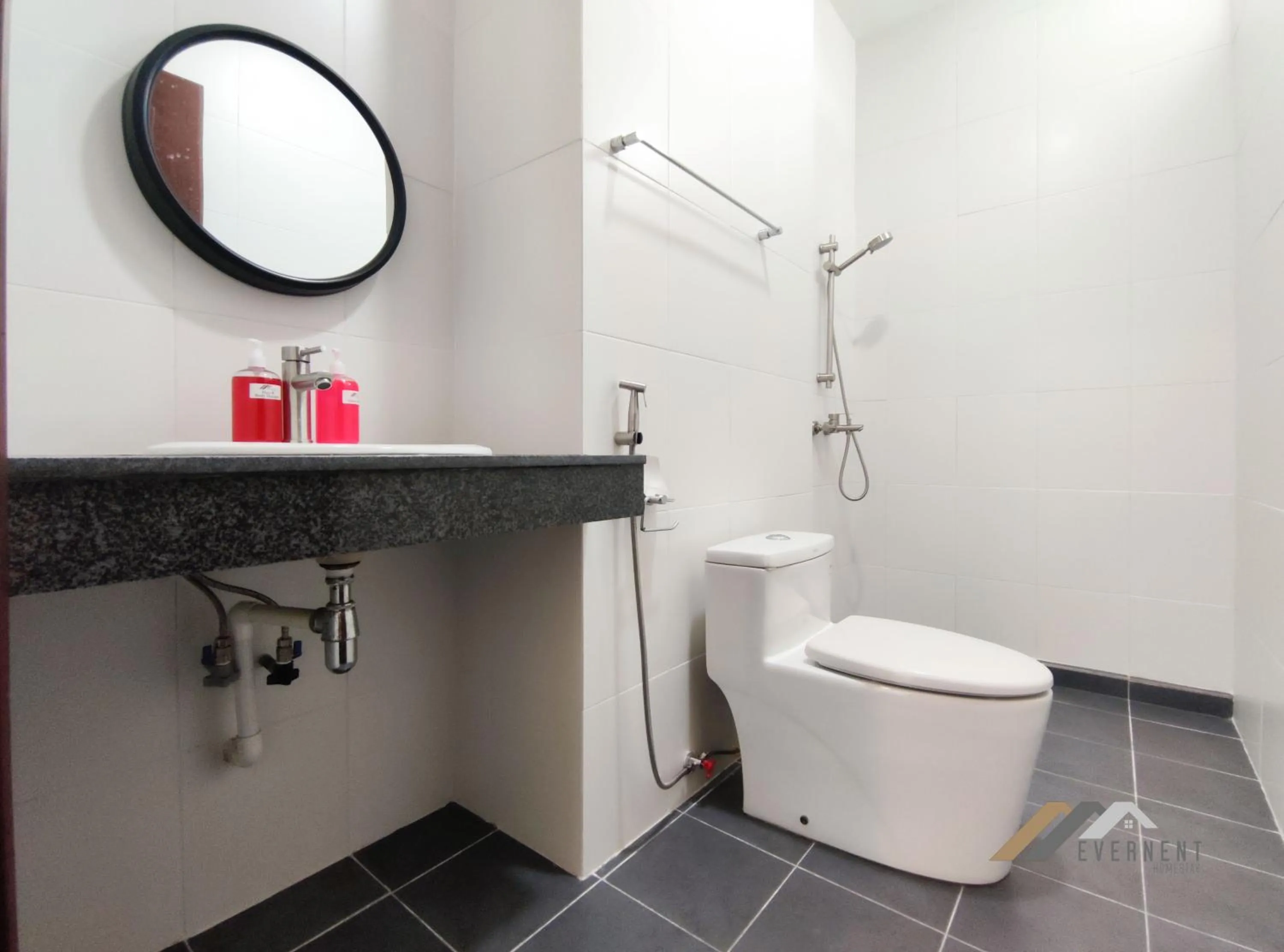 Bathroom in Bay Resort by Evernent