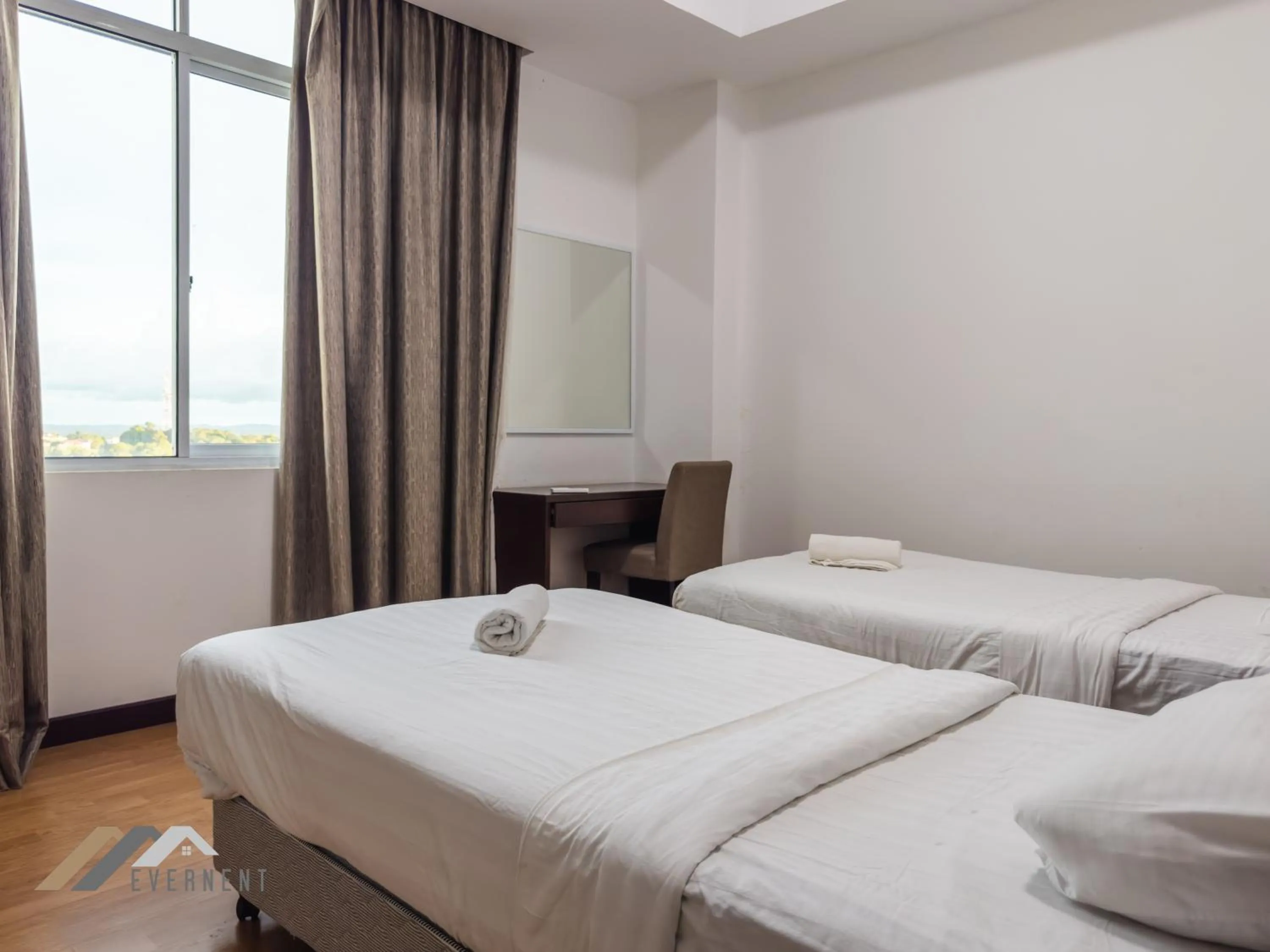 Bed in Bay Resort by Evernent