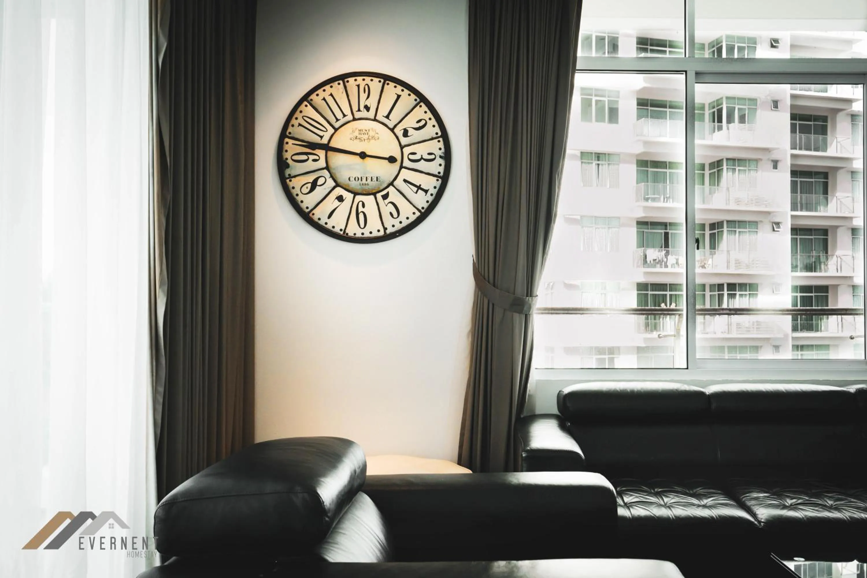 Living room in Bay Resort by Evernent