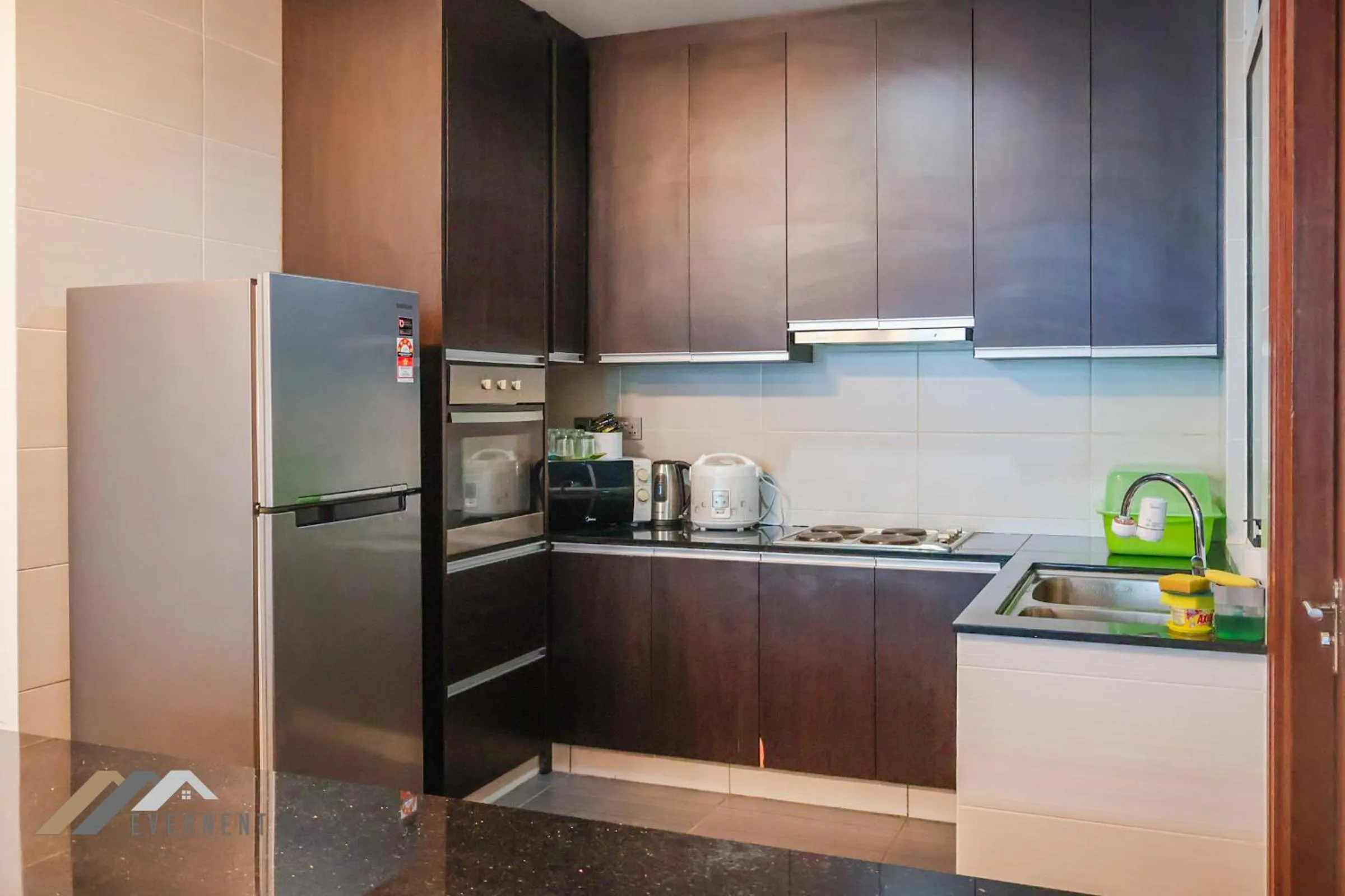 Kitchen or kitchenette in Bay Resort by Evernent