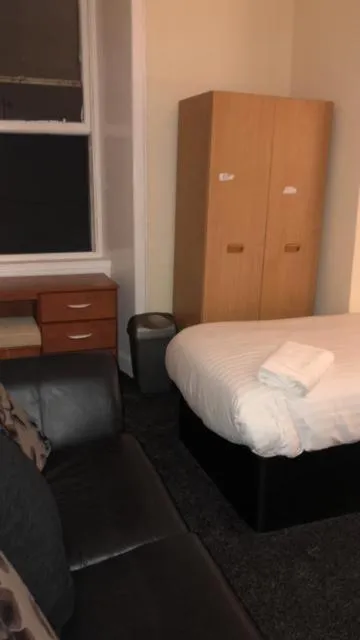Other in Renfrew rooms at City Centre
