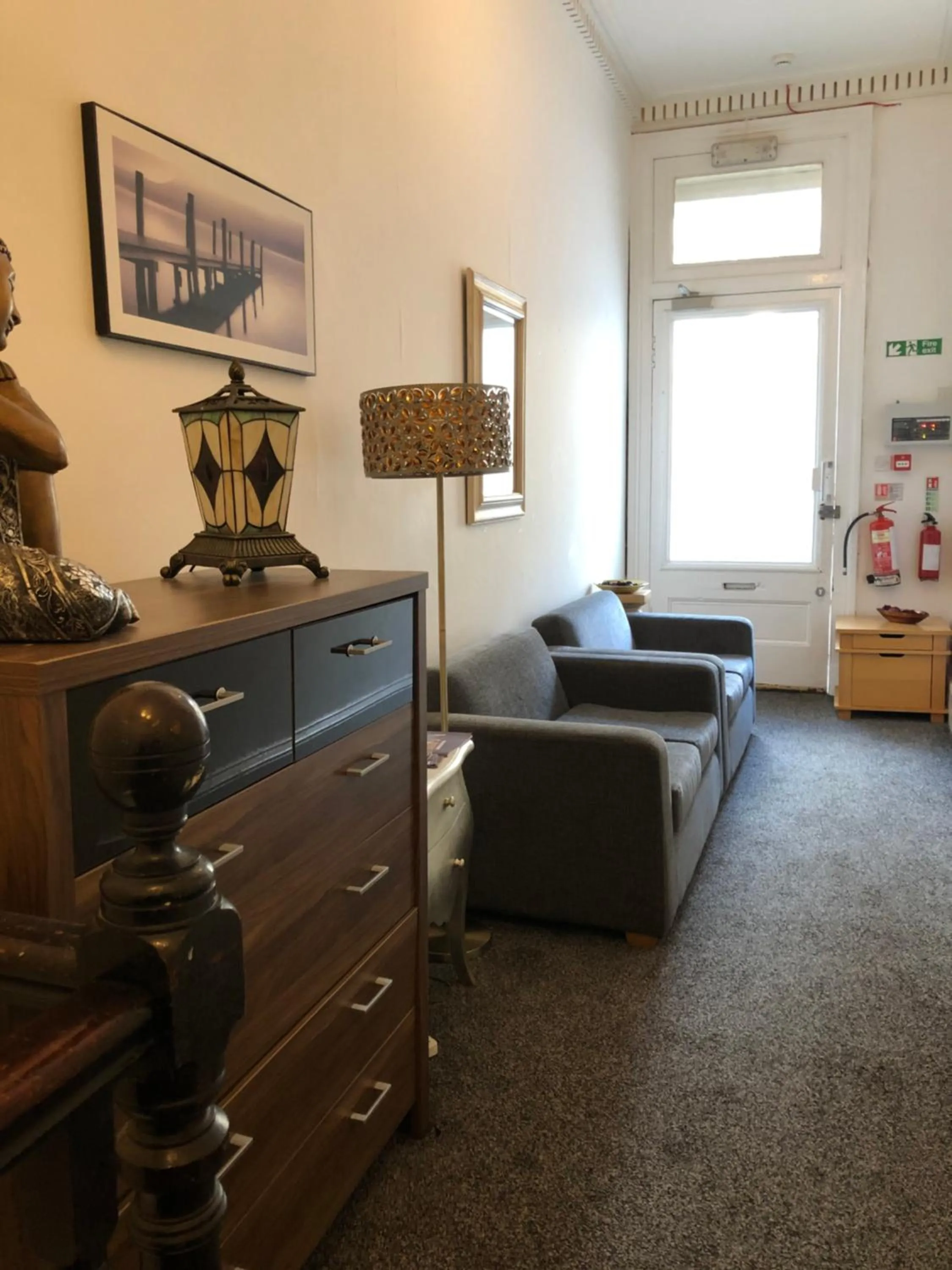 Seating Area in Renfrew rooms at City Centre