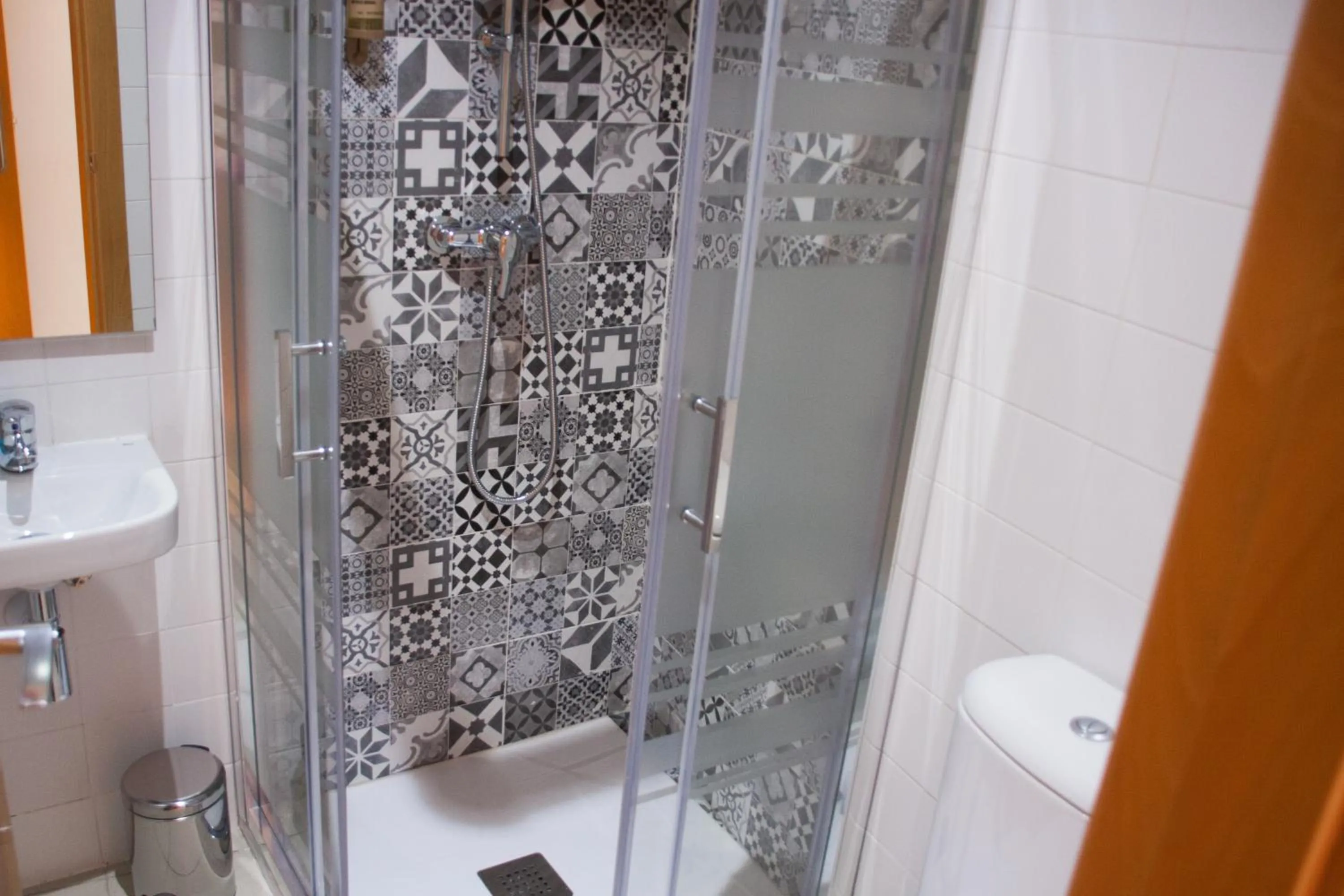 Hostal Cuéntame Evolución Auto Check in