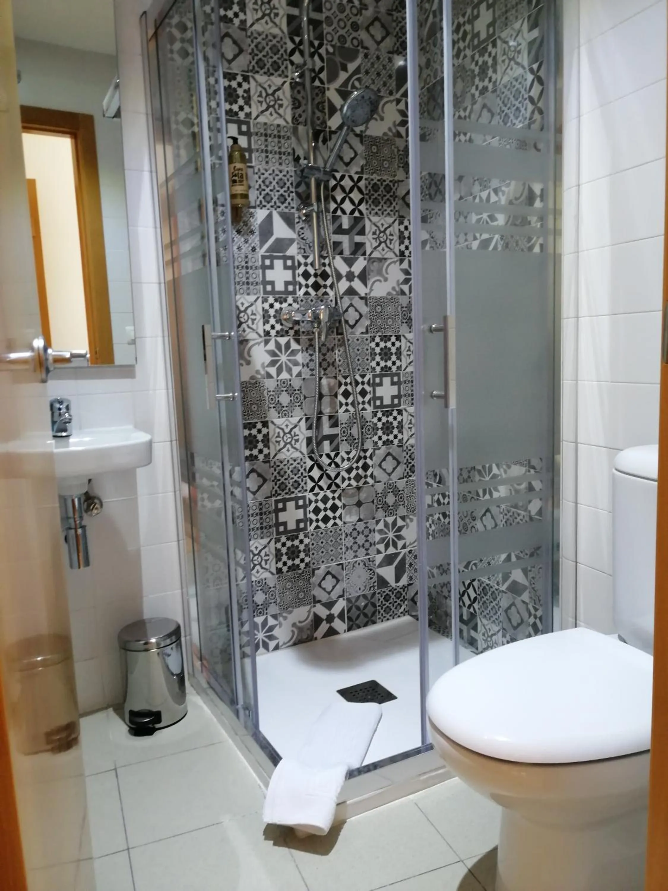 Hostal Cuéntame Evolución Auto Check in