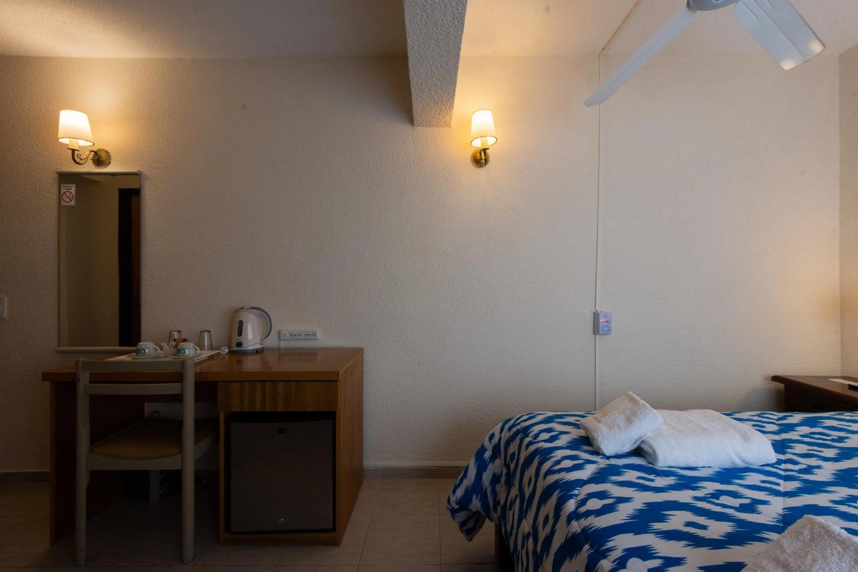 Bed in Hotel Victoria