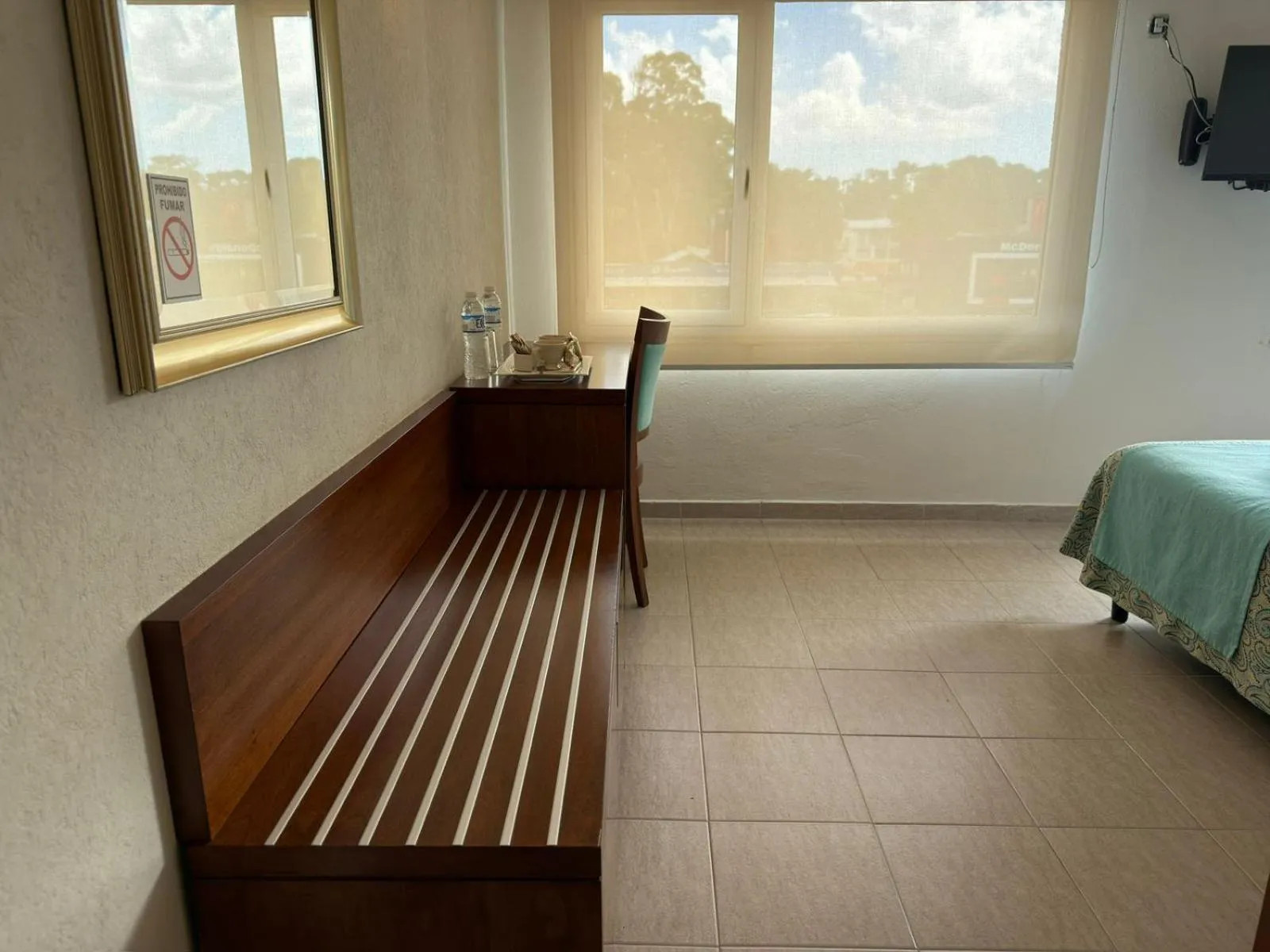 Bed in Hotel Victoria