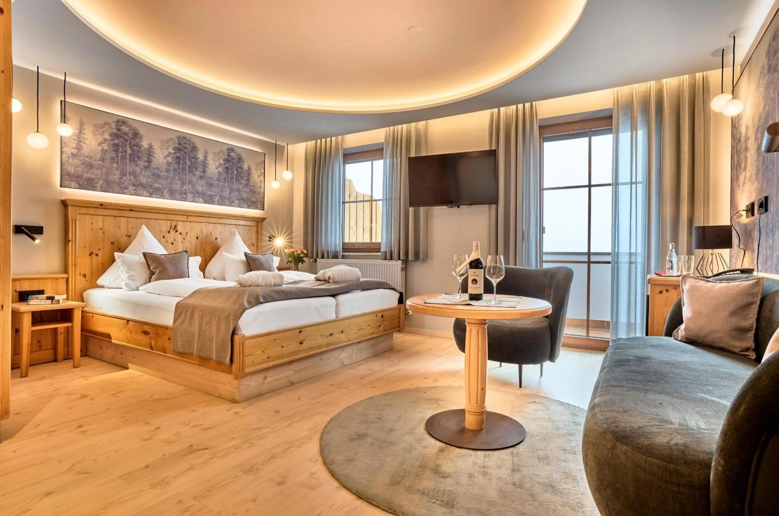 Bedroom, Bed in Panoramahotel Grobauer