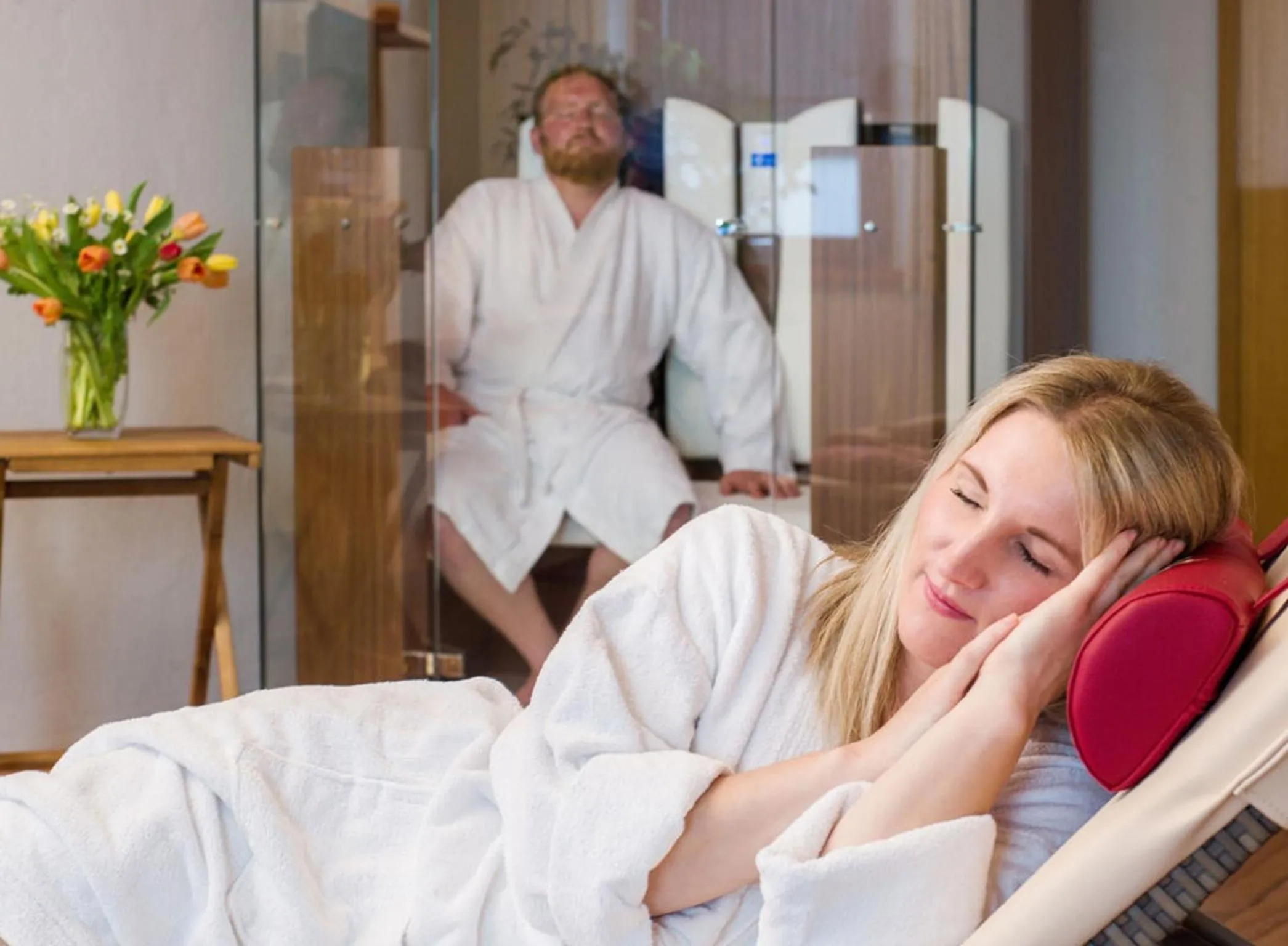 People in Panoramahotel Grobauer