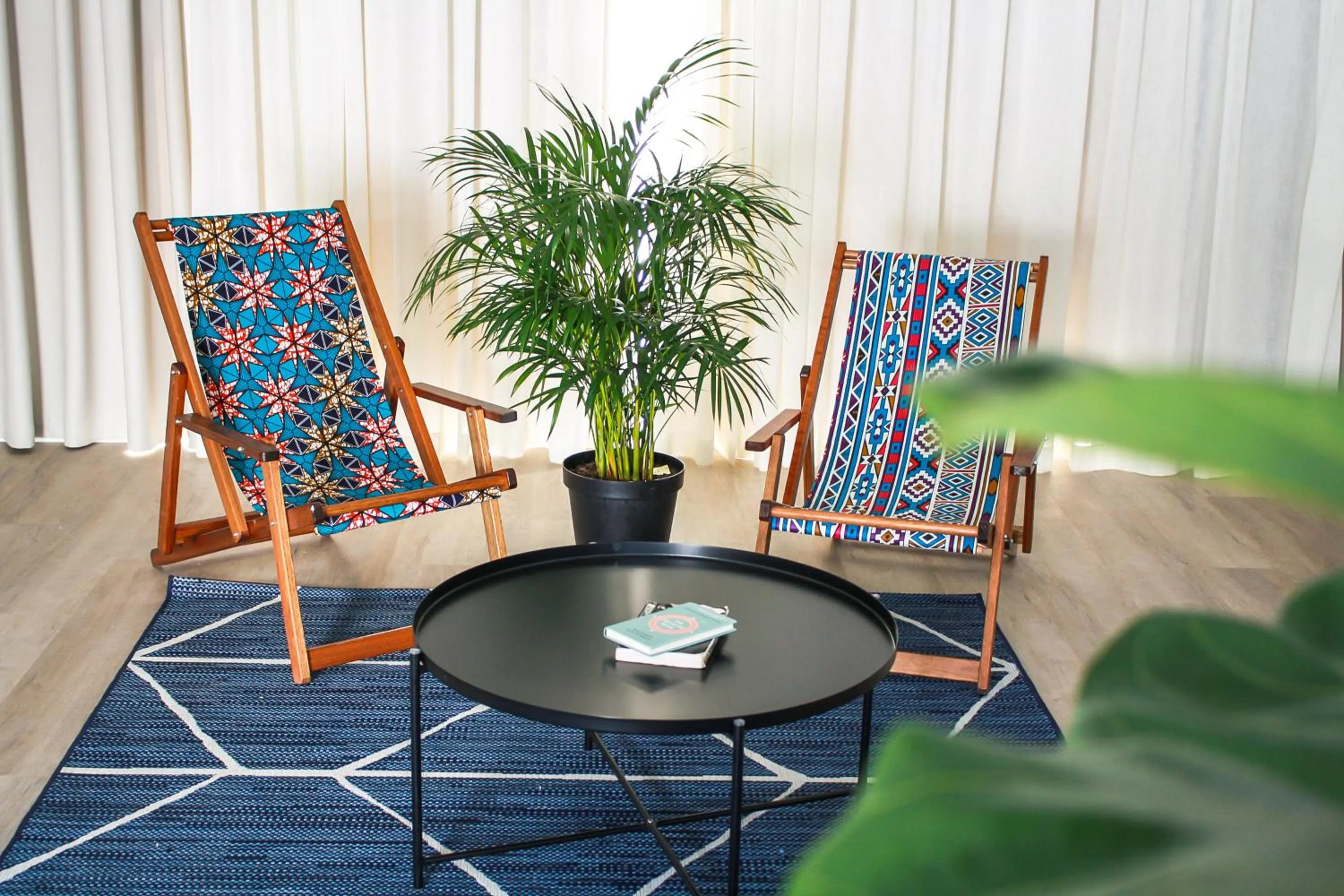 Communal lounge/ TV room in CURIOCITY Green Point