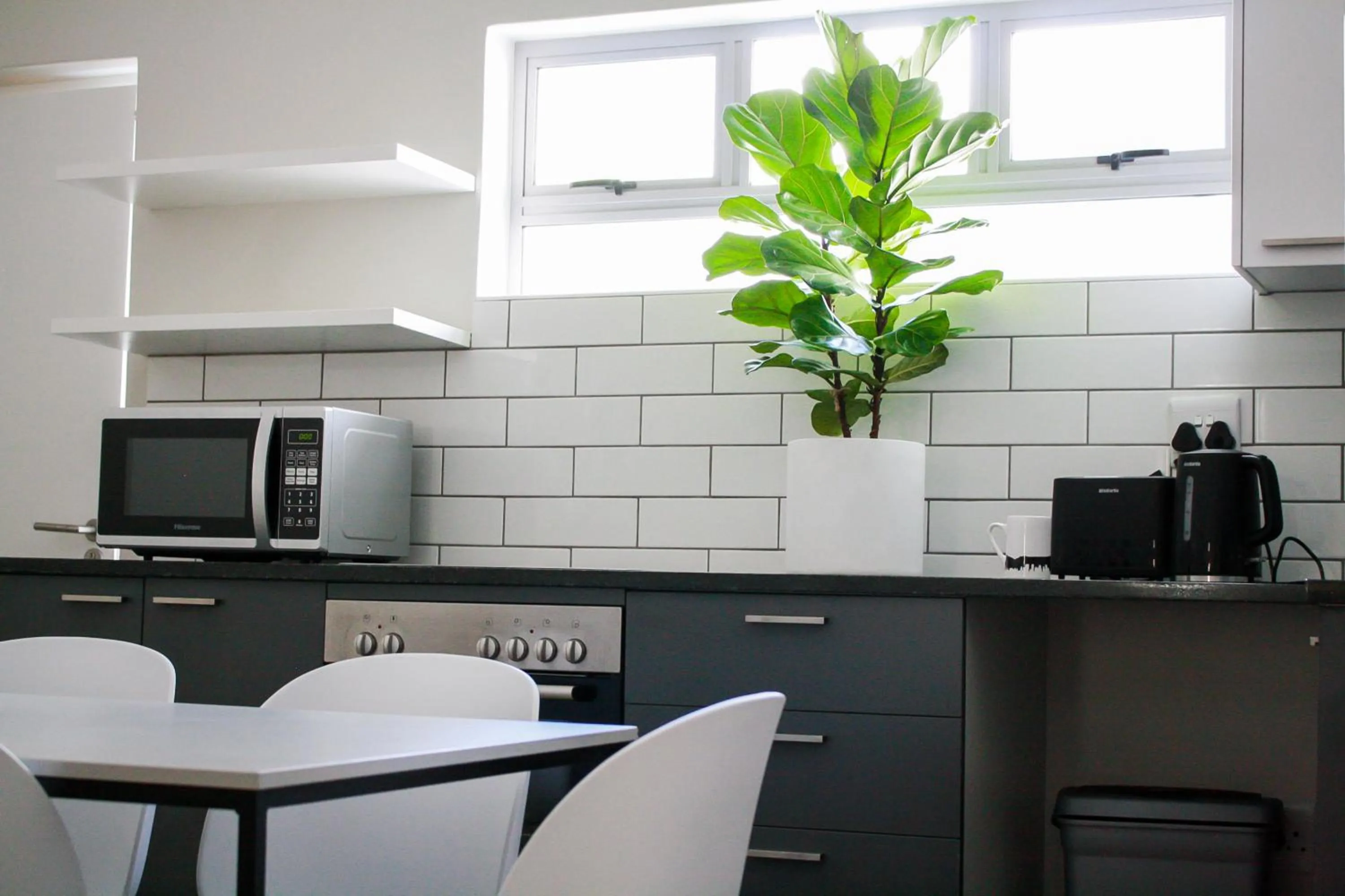 Coffee/tea facilities in CURIOCITY Green Point