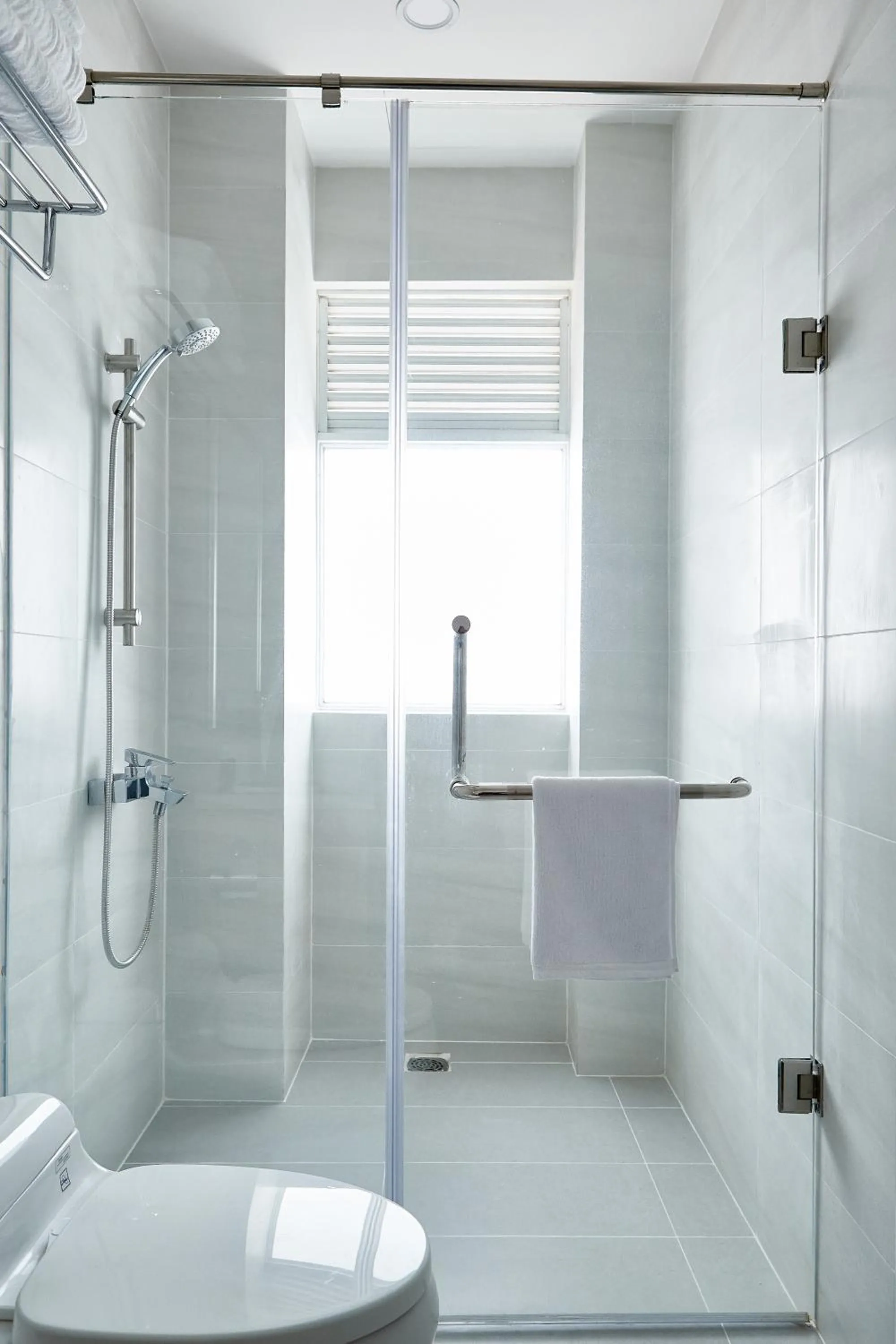 Bathroom in 8B Aparthotel