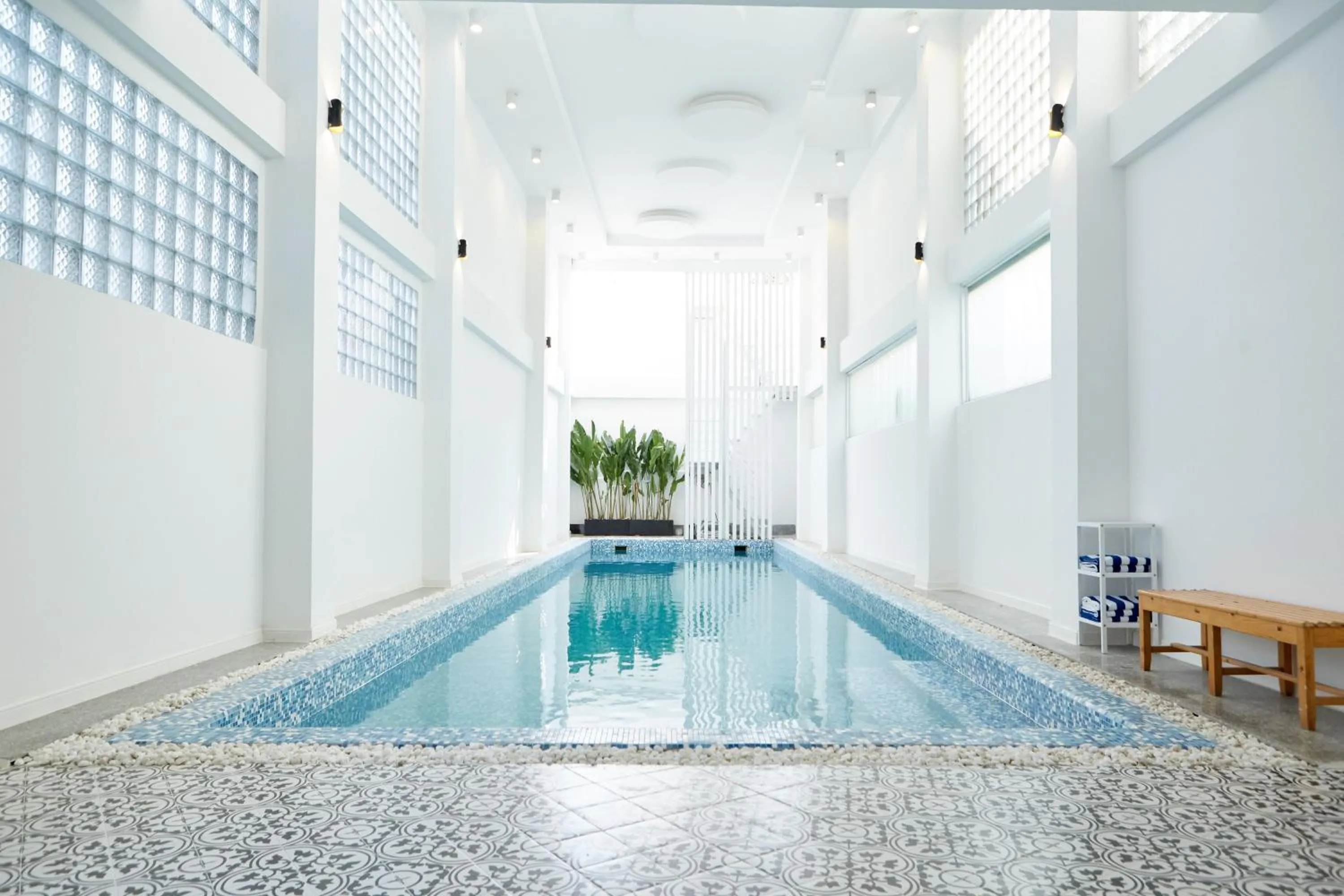 Swimming pool in 8B Aparthotel