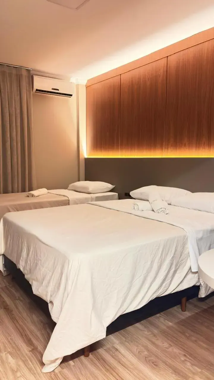 Bed in Hotel Lorimar Bed in Hotel Lorimar