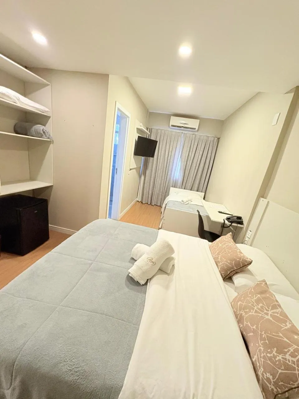 Bed in Hotel Lorimar