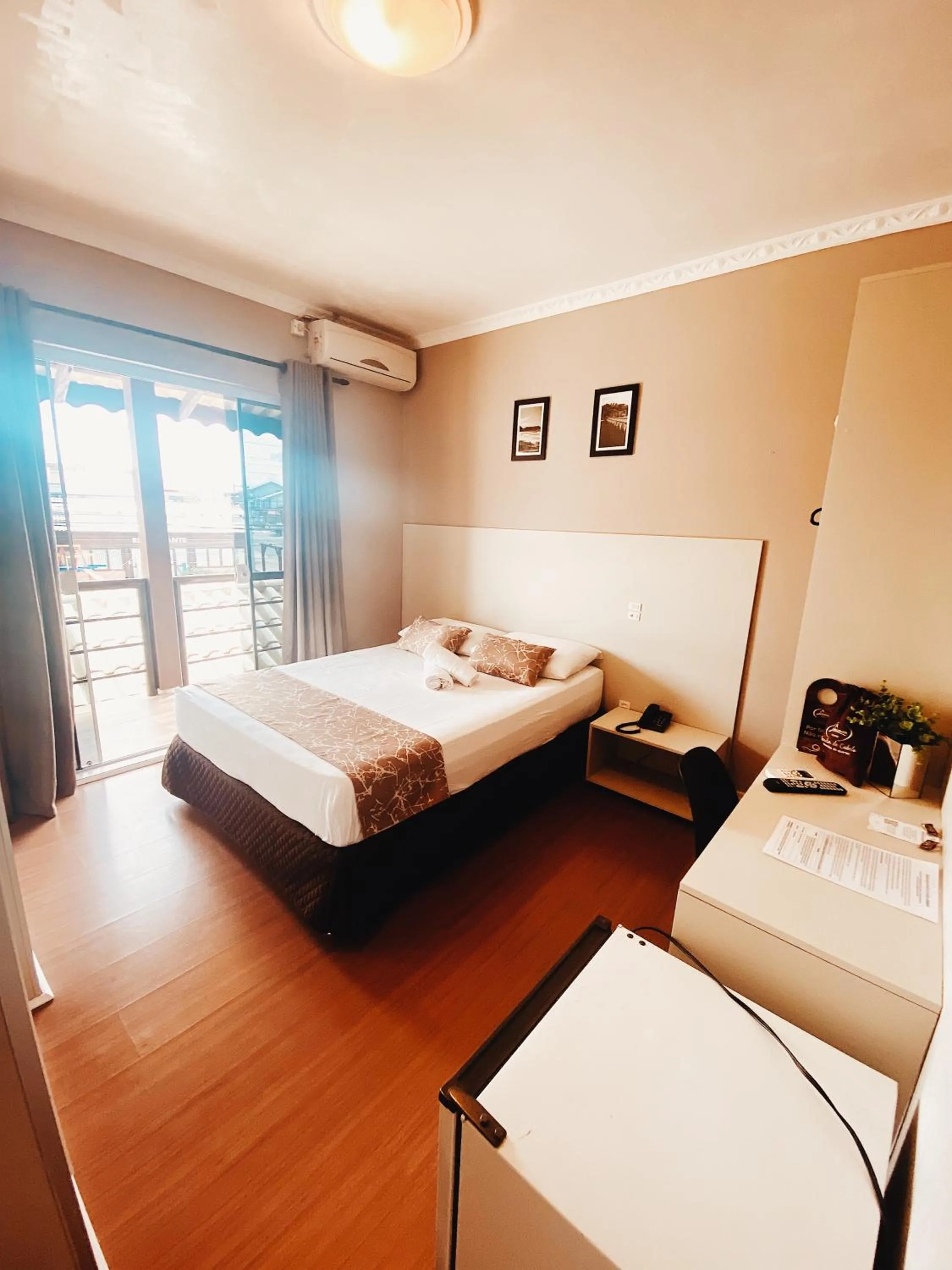 Bed in Hotel Lorimar