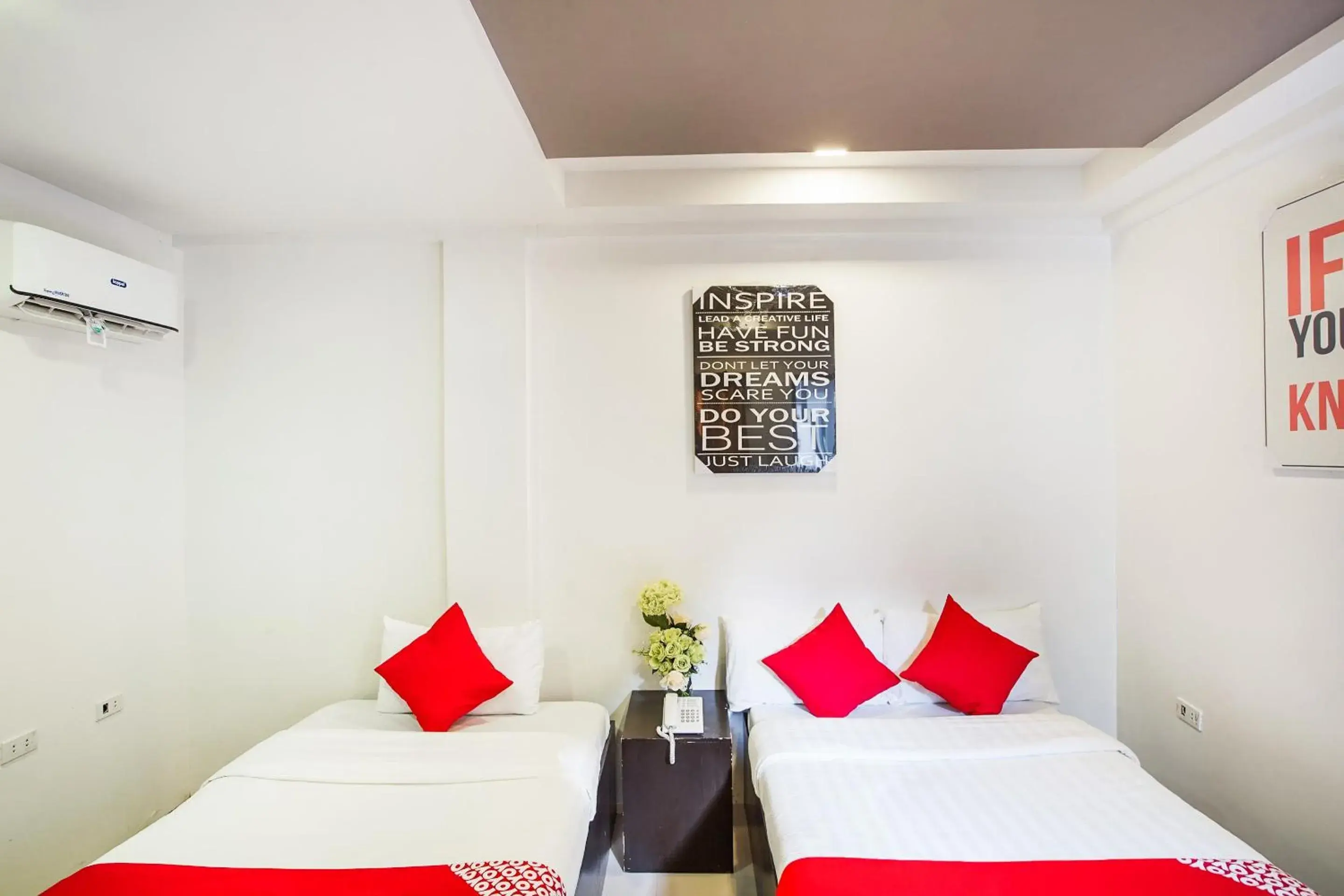 Bedroom, Bed in OYO 489 Casa Mia Hotel Suites Bedroom, Bed in OYO 489 Casa Mia Hotel Suites