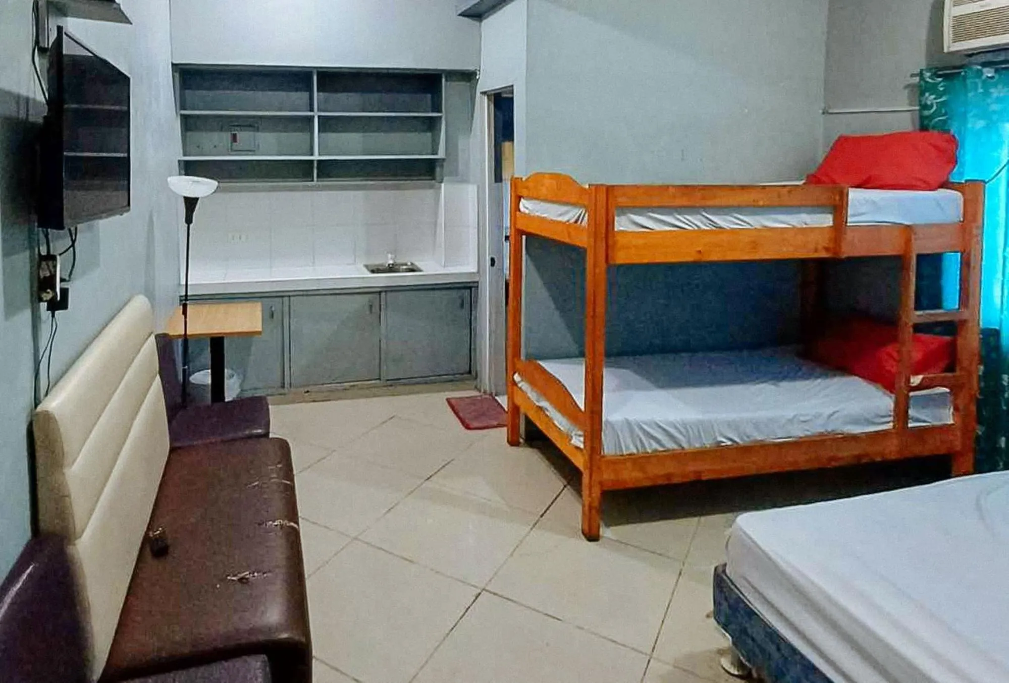 Bedroom, Bed in RedDoorz at V-Cat Apartelle Sampaloc Manila