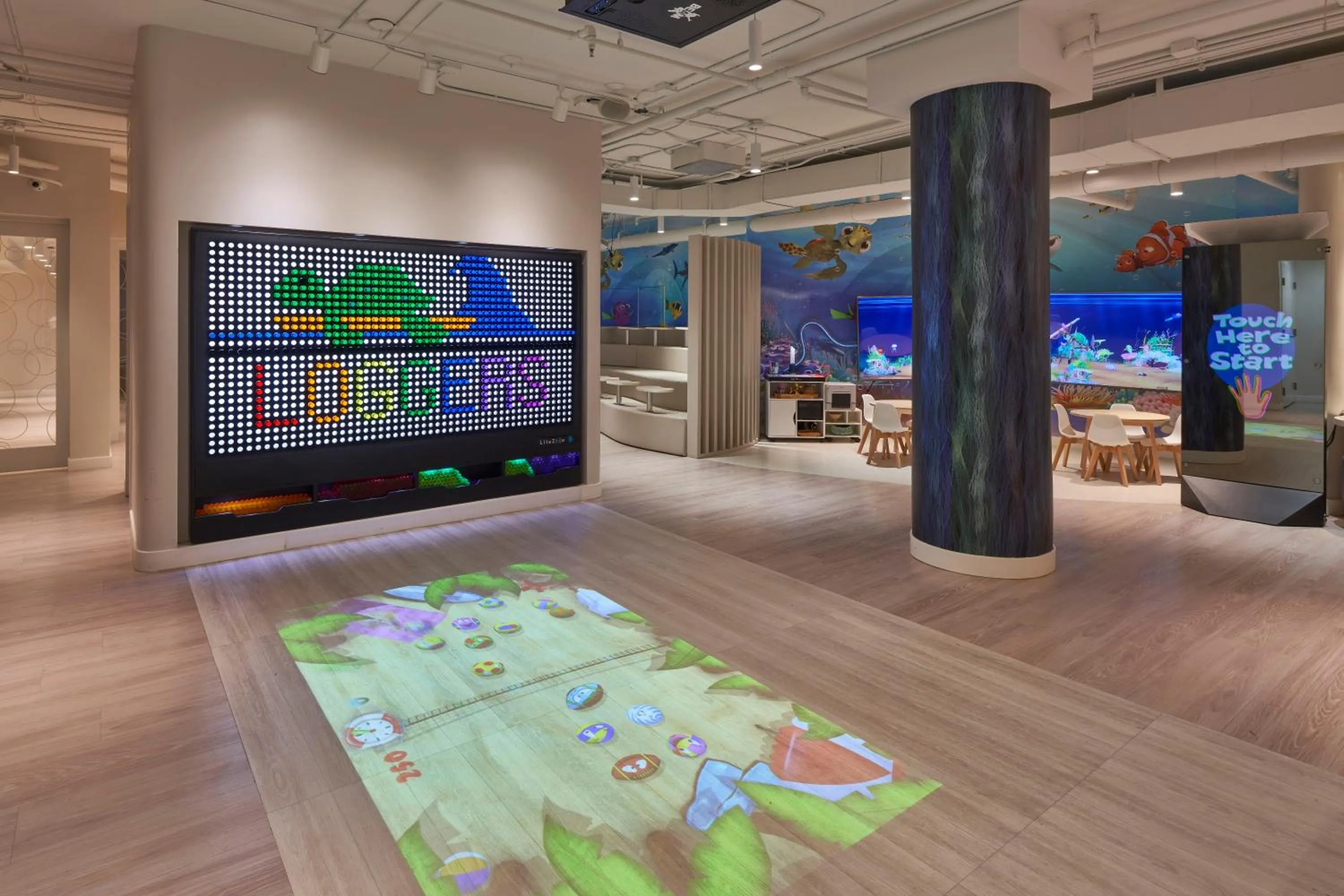 Game Room in Eau Palm Beach Resort & Spa