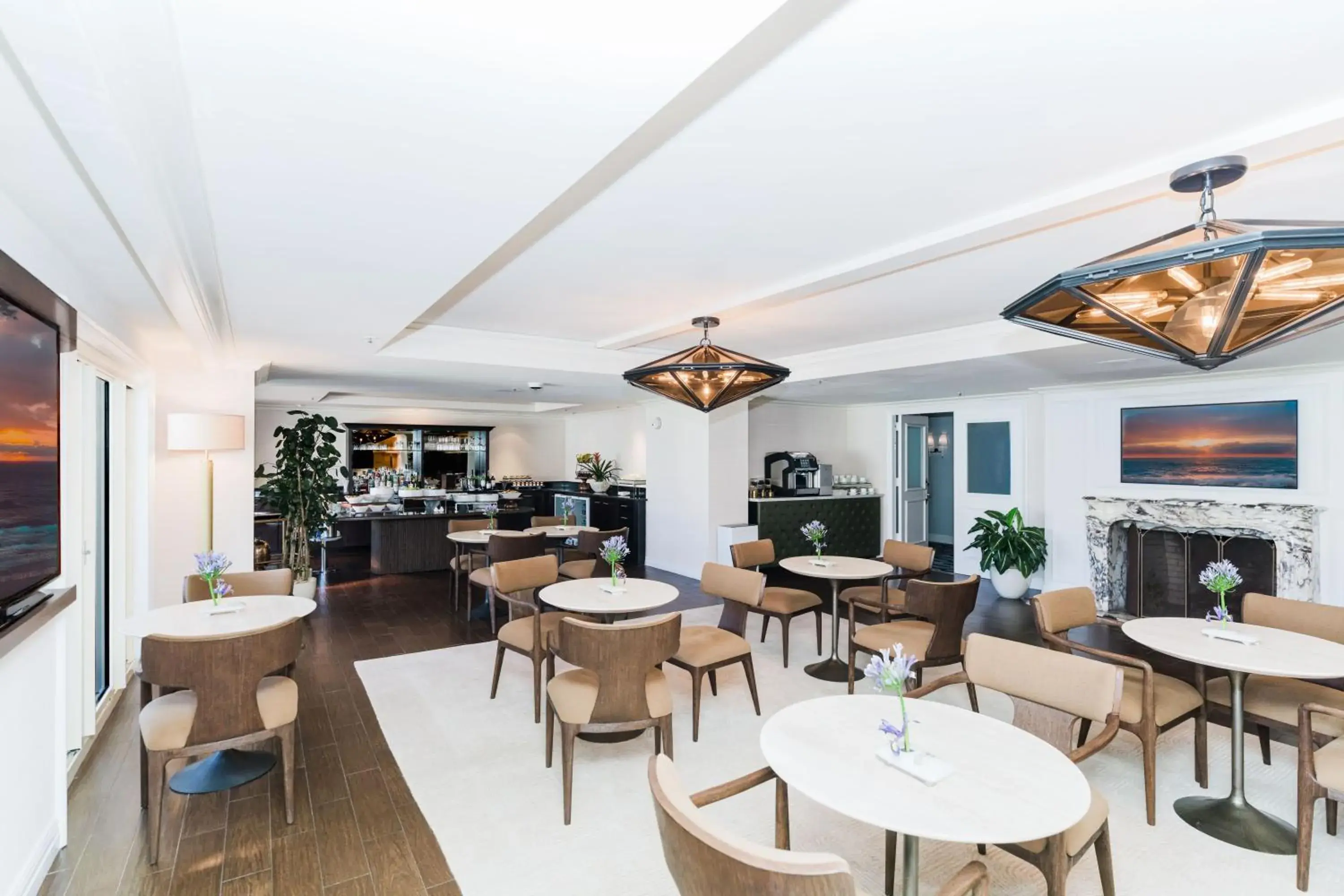 Restaurant/places to eat in Eau Palm Beach Resort & Spa Restaurant/places to eat in Eau Palm Beach Resort & Spa