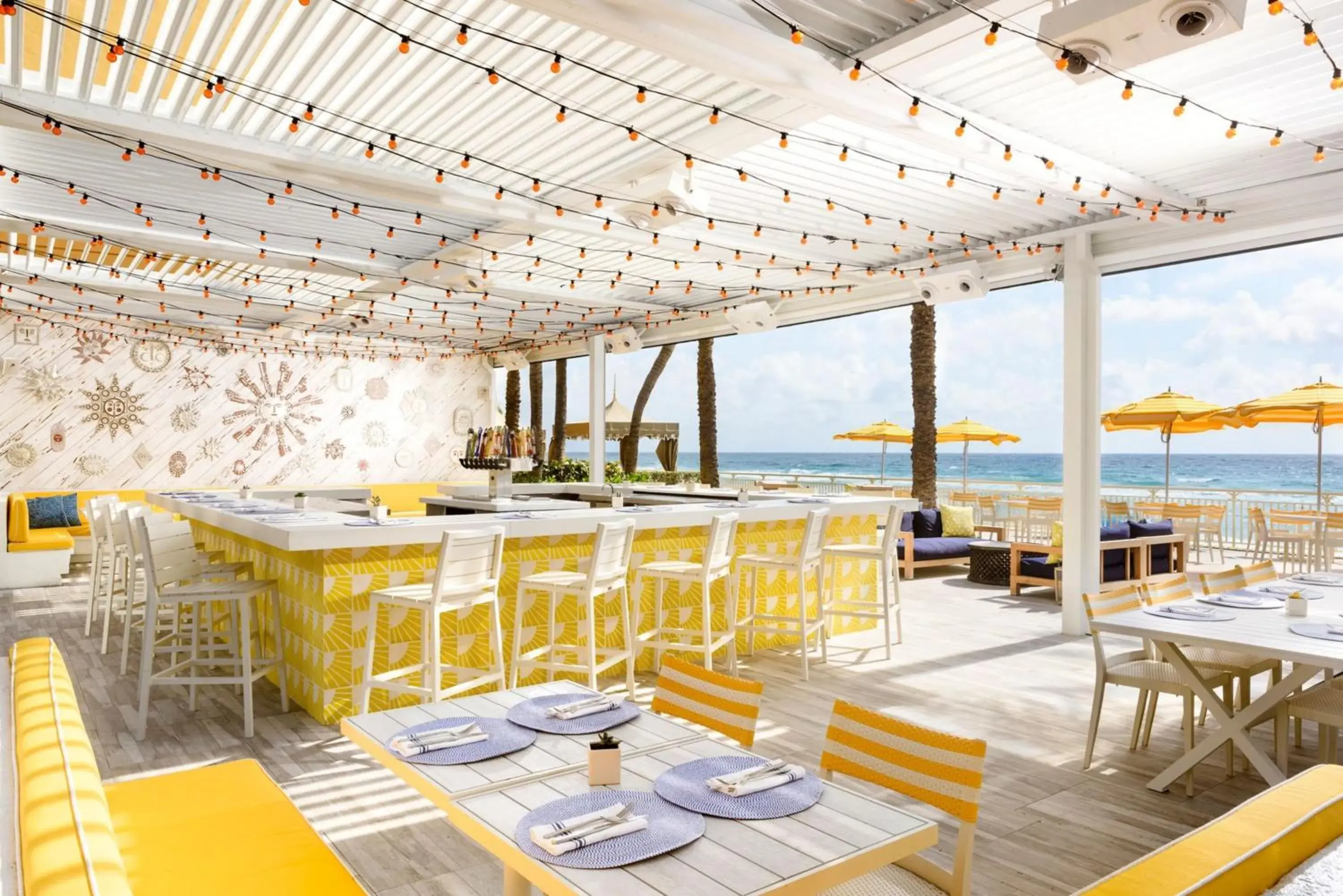 Restaurant/places to eat in Eau Palm Beach Resort & Spa Restaurant/places to eat in Eau Palm Beach Resort & Spa