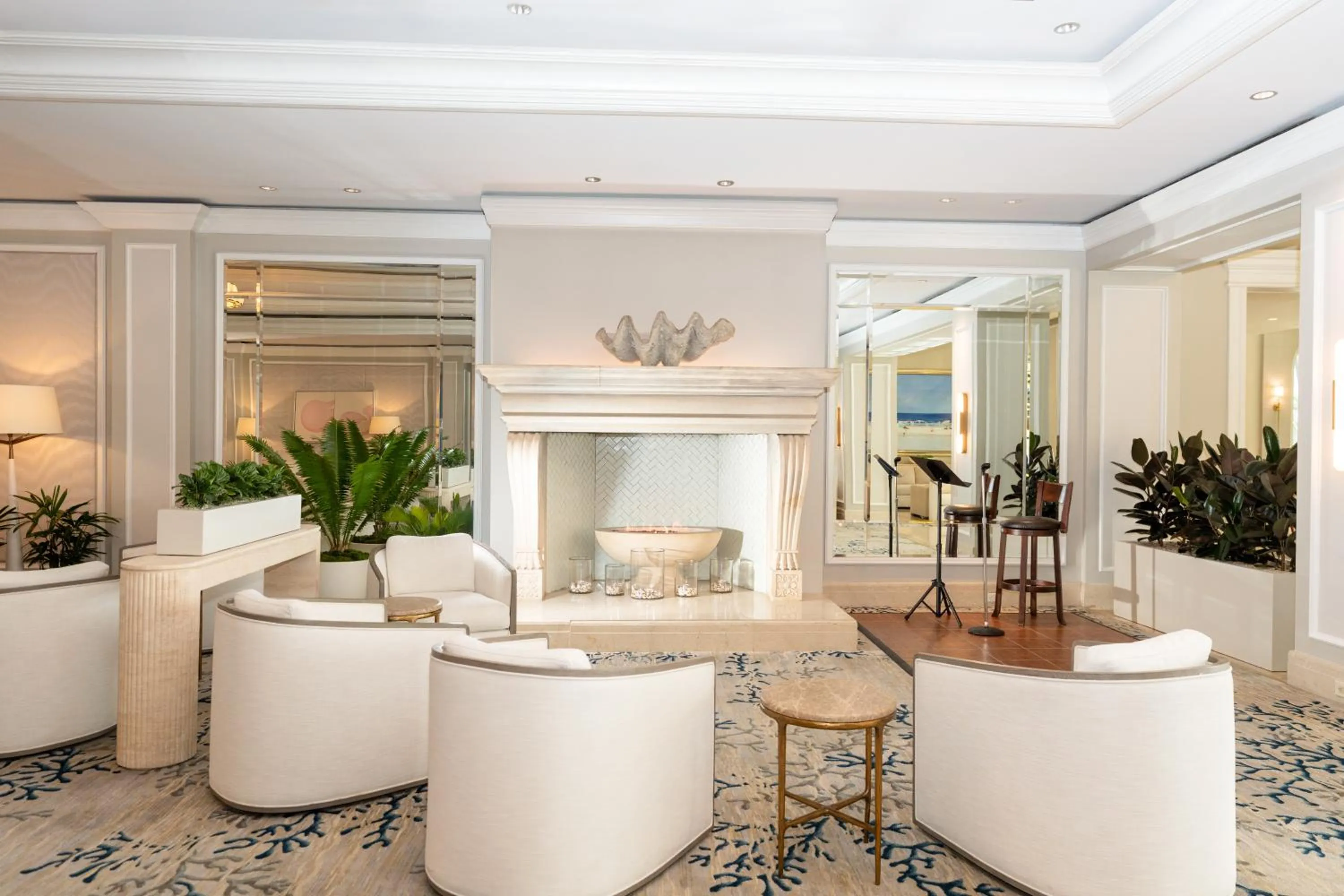 Seating area in Eau Resort & Spa