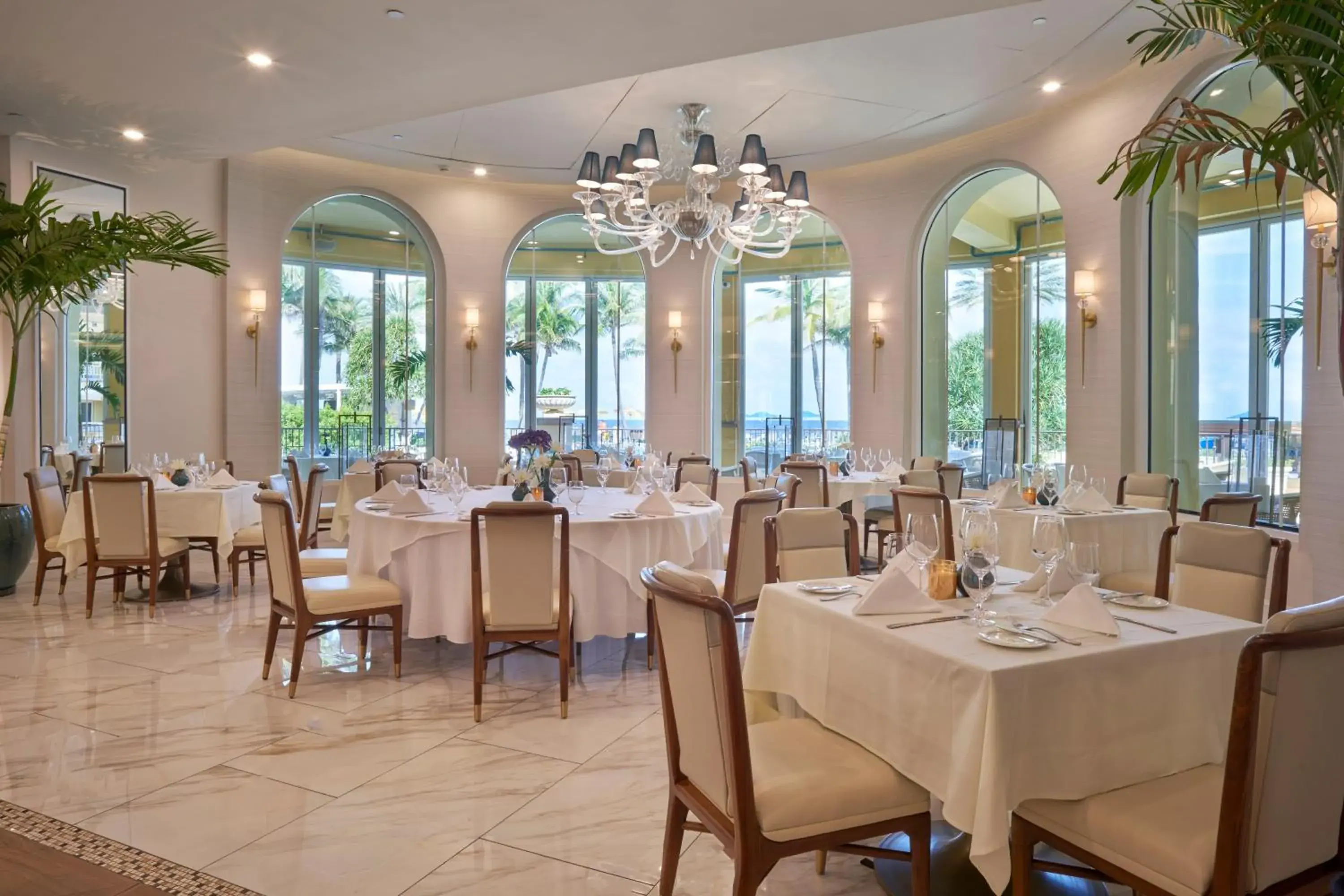 Restaurant/places to eat in Eau Palm Beach Resort & Spa Restaurant/places to eat in Eau Palm Beach Resort & Spa