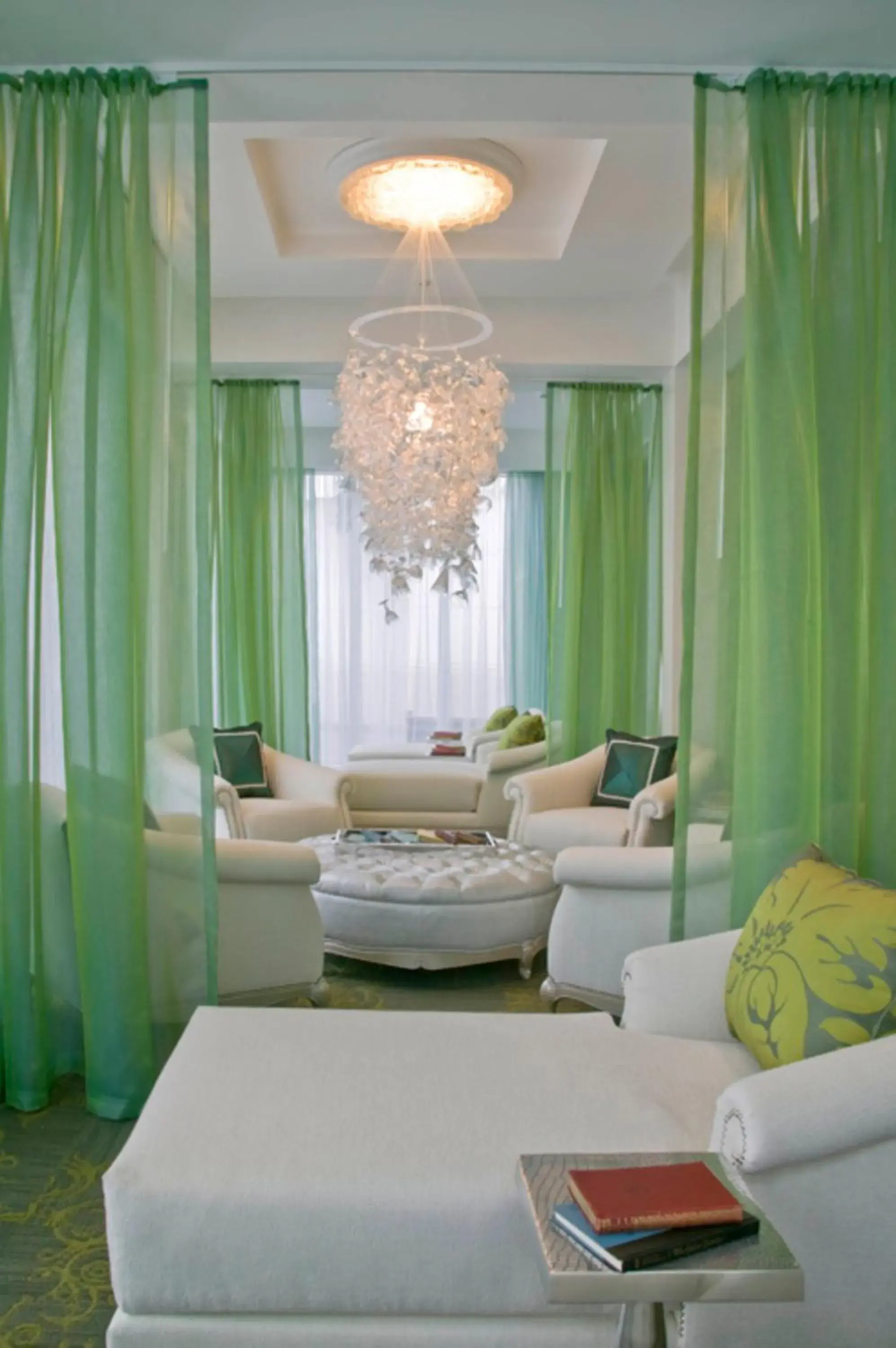 Spa and wellness centre/facilities, Bed in Eau Palm Beach Resort & Spa Spa and wellness centre/facilities, Bed in Eau Palm Beach Resort & Spa