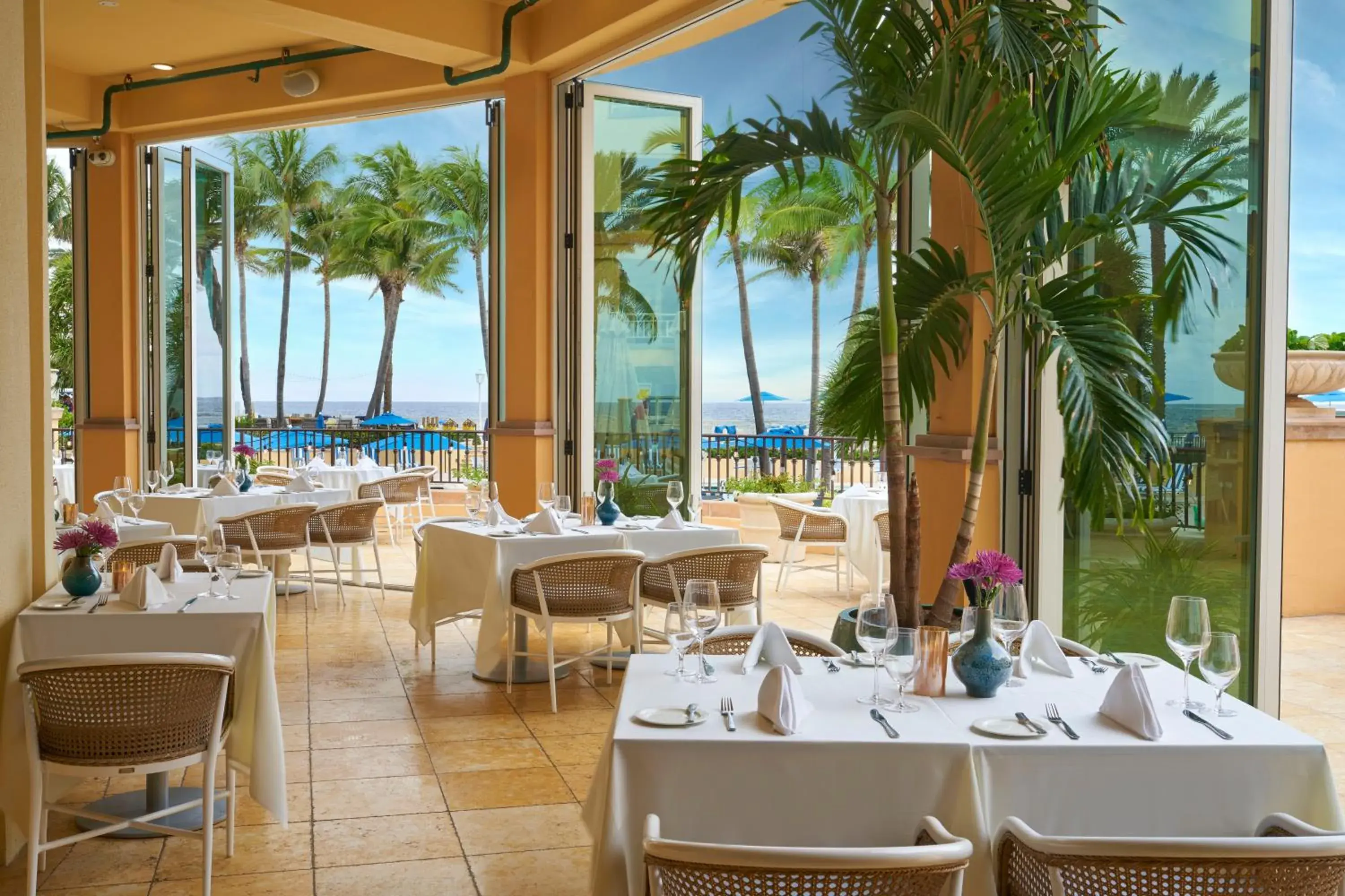 Restaurant/places to eat in Eau Palm Beach Resort & Spa Restaurant/places to eat in Eau Palm Beach Resort & Spa