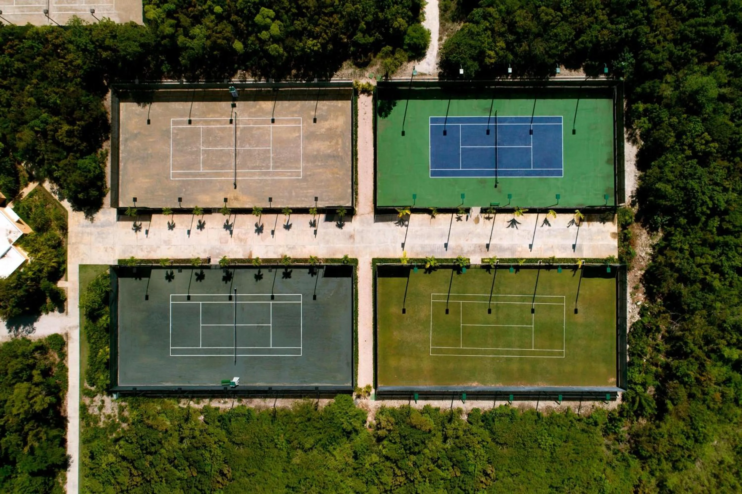 Tennis court in The Westin Puntacana Resort